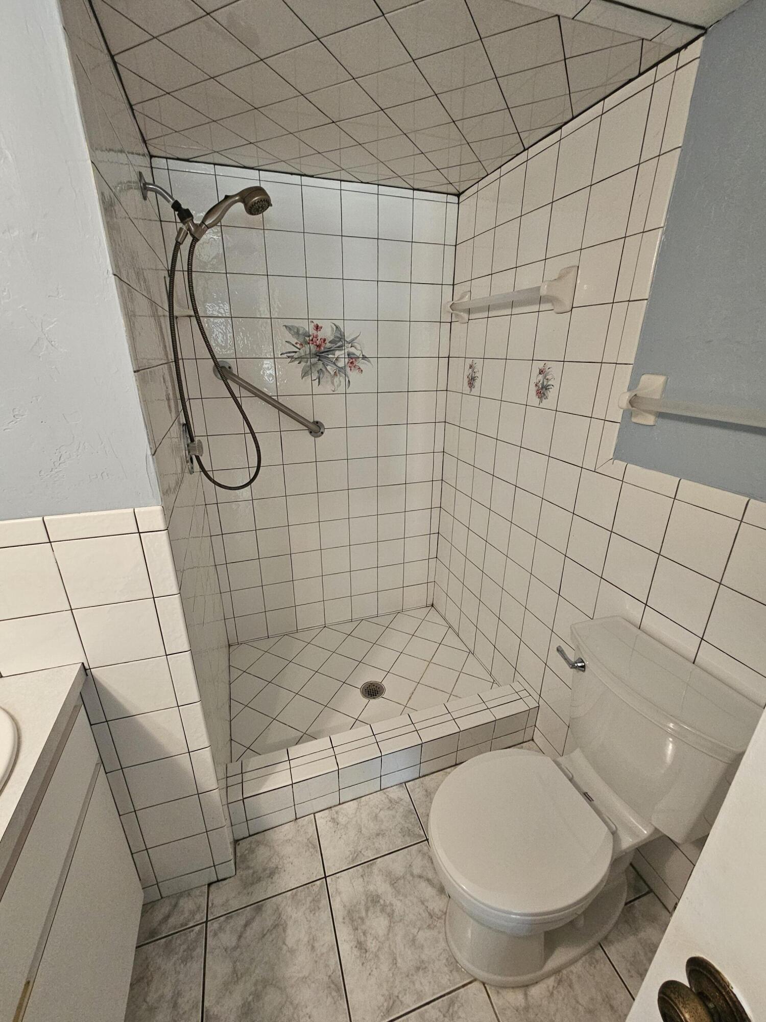 B26025511 Property Photo 7