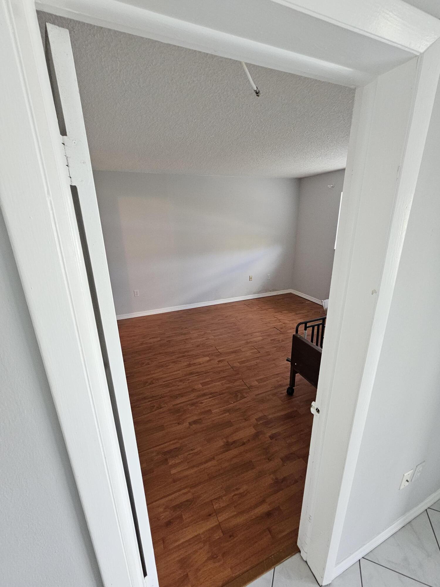 B26025511 Property Photo 12