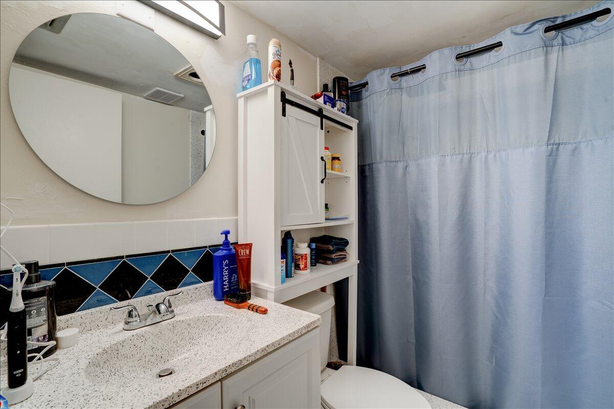 7030 Half Moon Circle 515 Property Photo 29