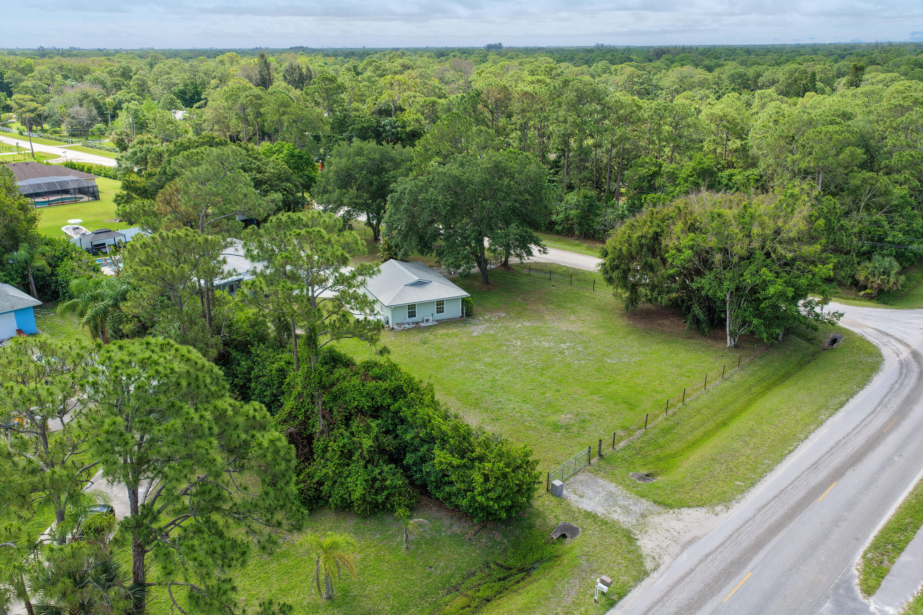 16582 Mellen Lane Property Photo 42