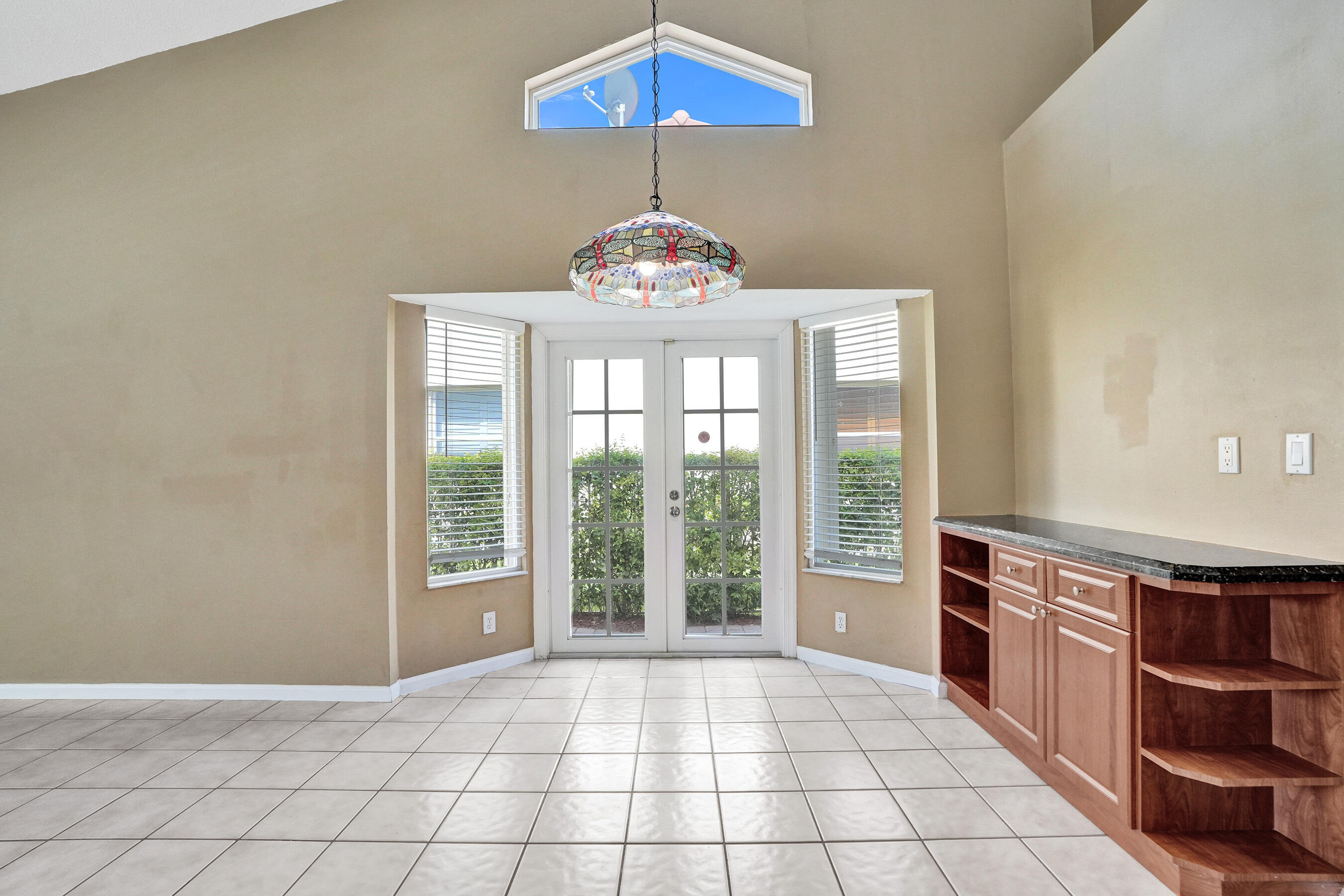 10304 Nw 50th Court Property Photo 13