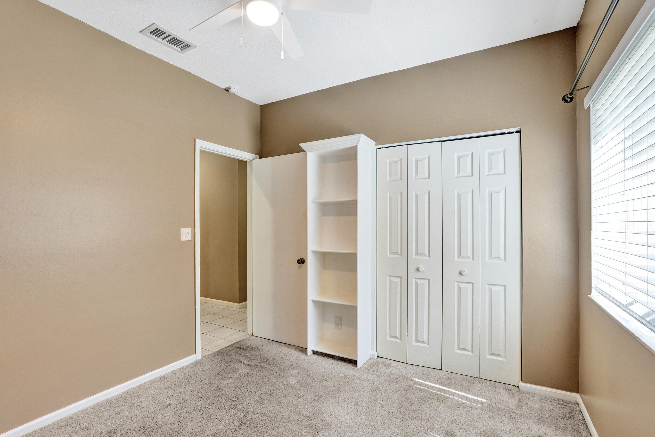 10304 Nw 50th Court Property Photo 17