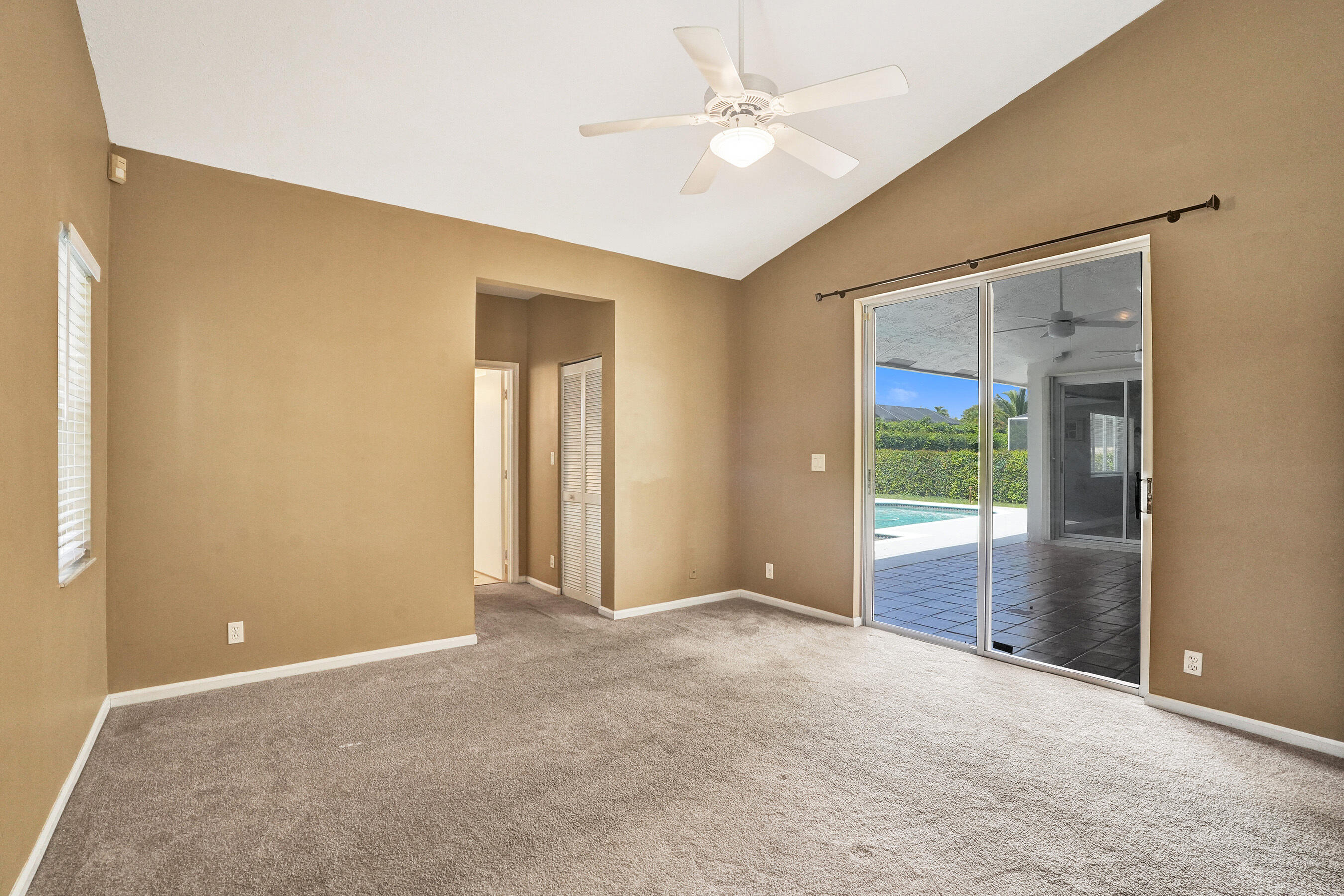 10304 Nw 50th Court Property Photo 23