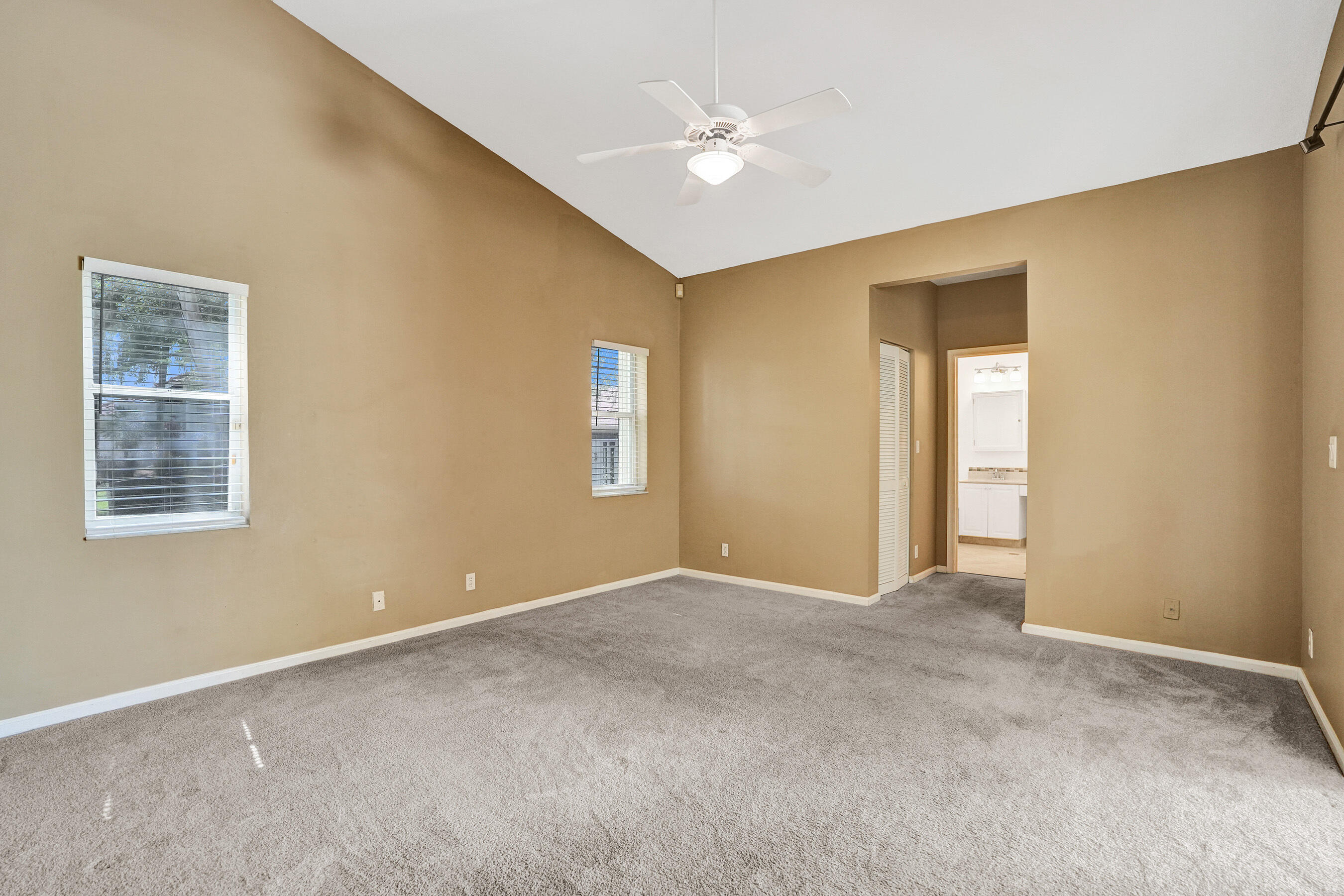 10304 Nw 50th Court Property Photo 25