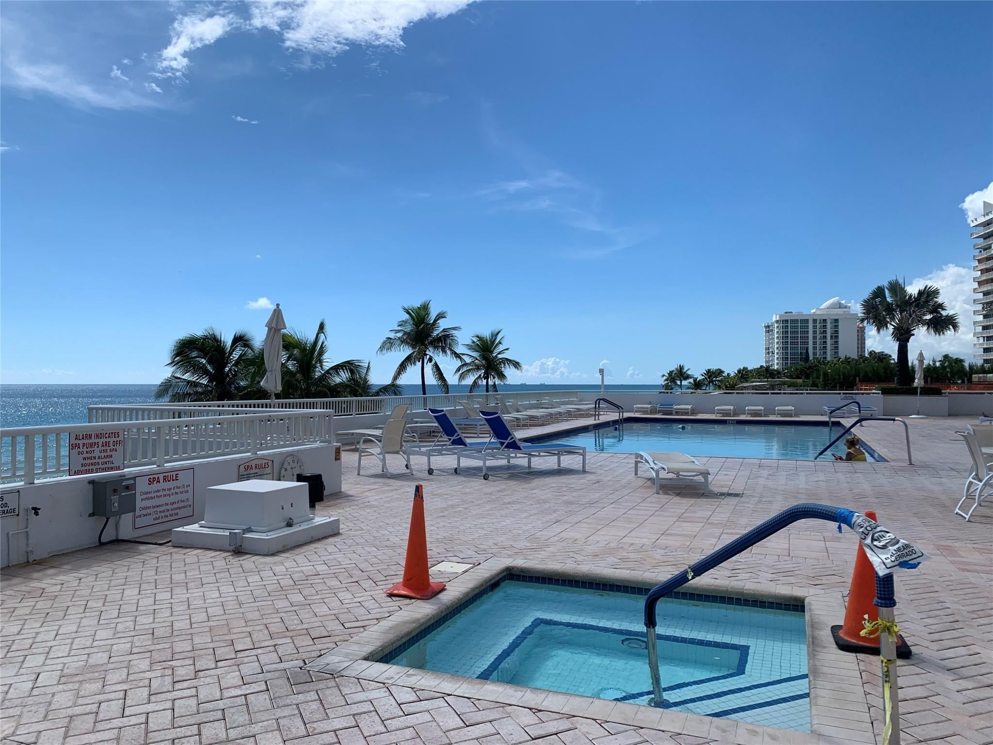 1370 S Ocean Boulevard 1403 Property Photo 4