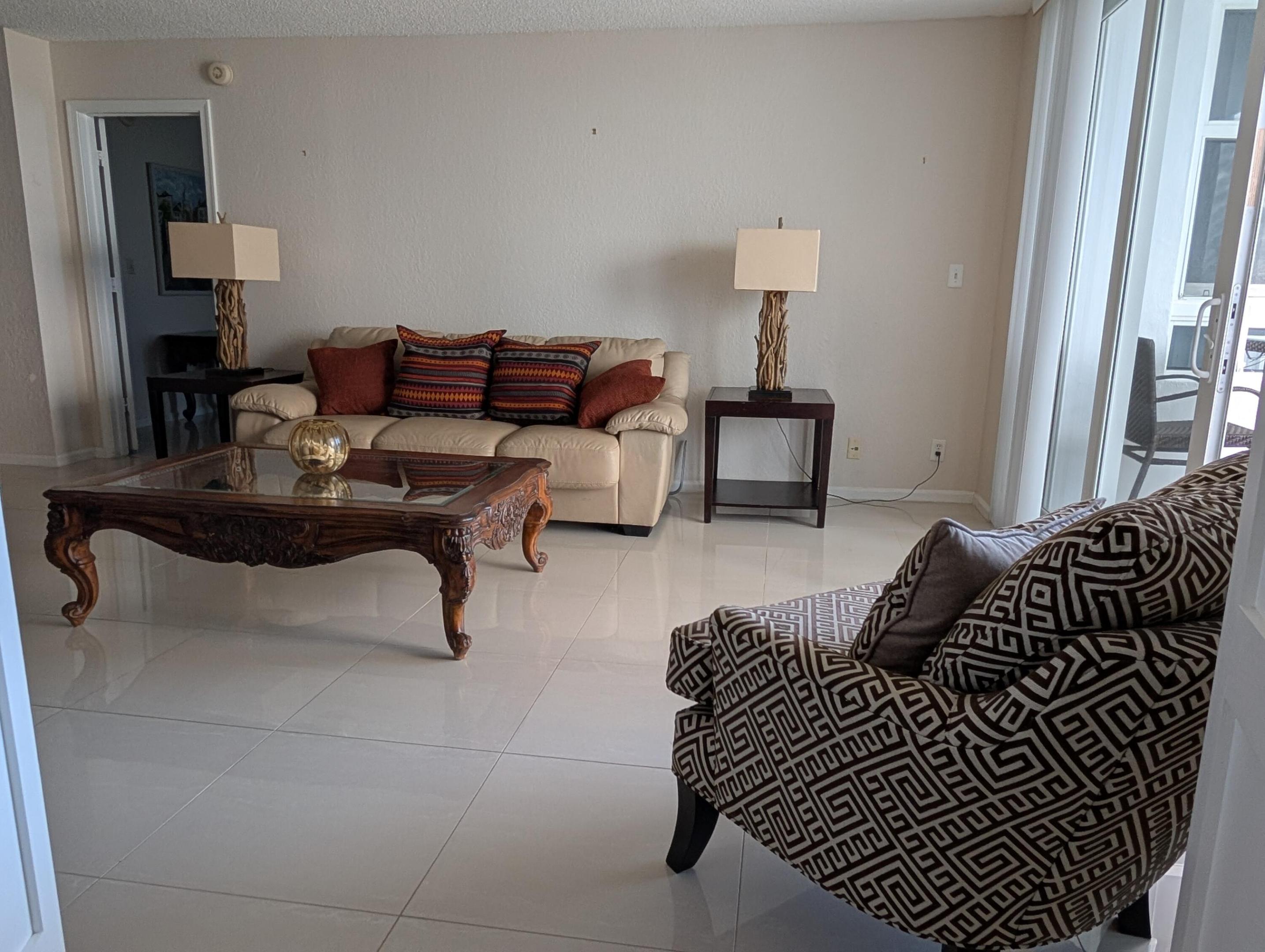 1370 S Ocean Boulevard 1403 Property Photo 12