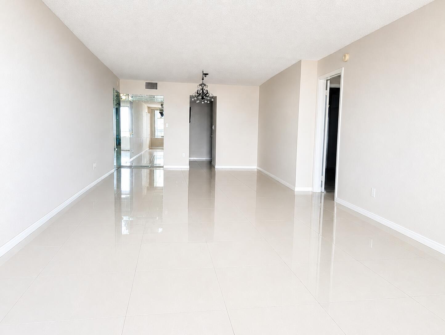 1370 S Ocean Boulevard 1403 Property Photo 13