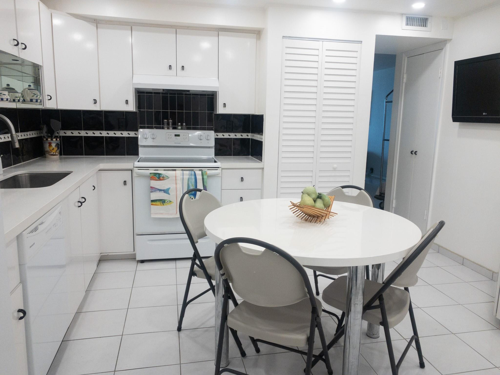 1370 S Ocean Boulevard 1403 Property Photo 21