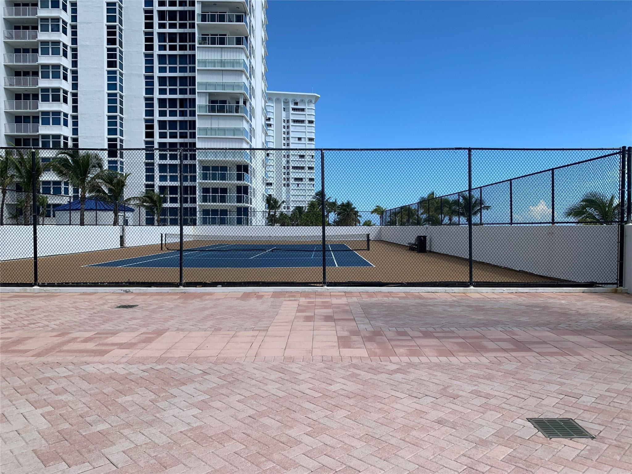 1370 S Ocean Boulevard 1403 Property Photo 39
