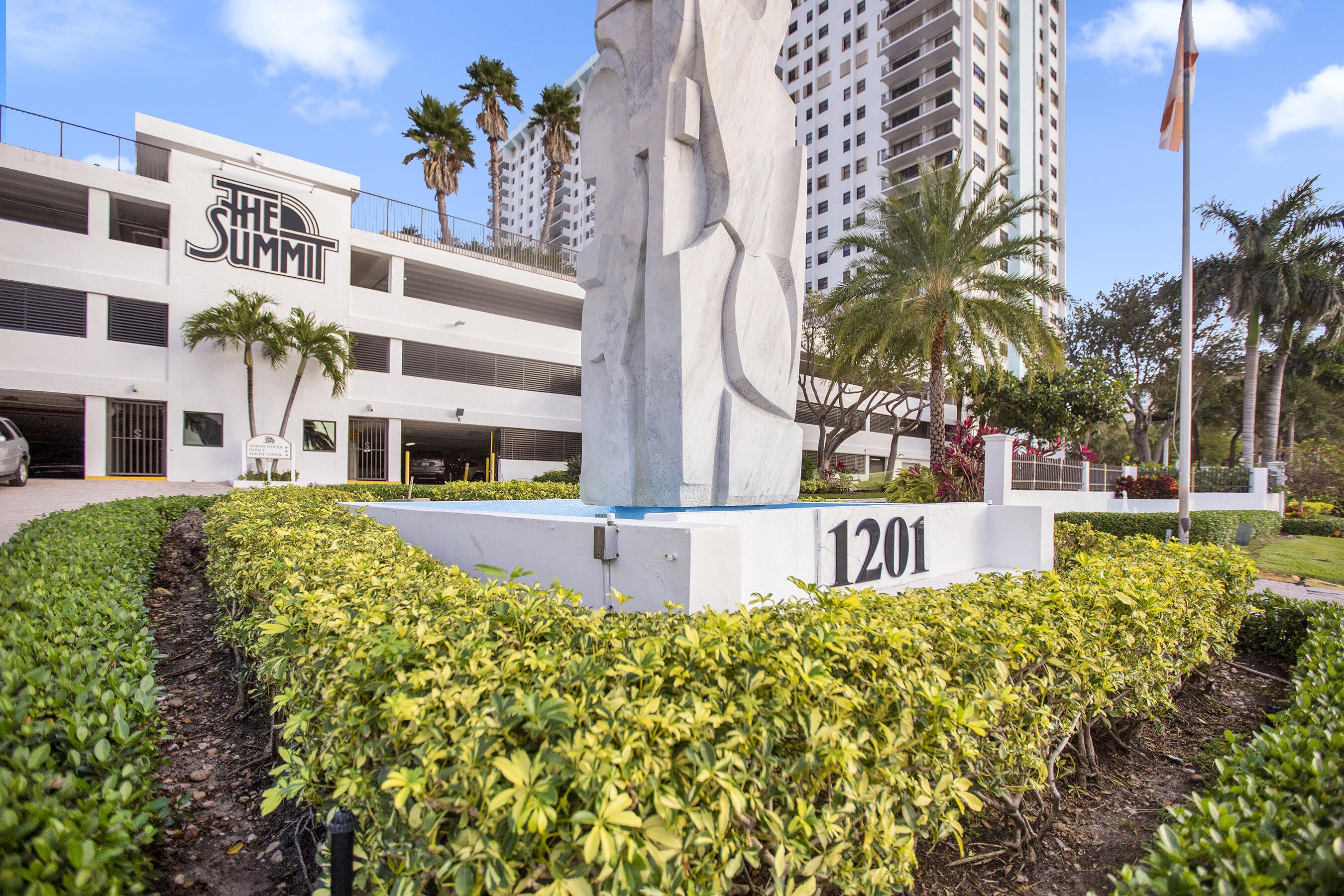 1201 S Ocean Drive 2509s Property Photo 1