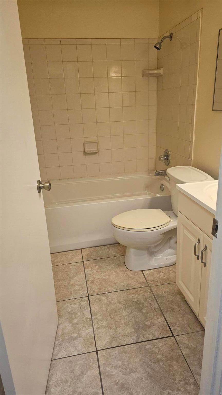10821 N Military Trail 4 Property Photo 5