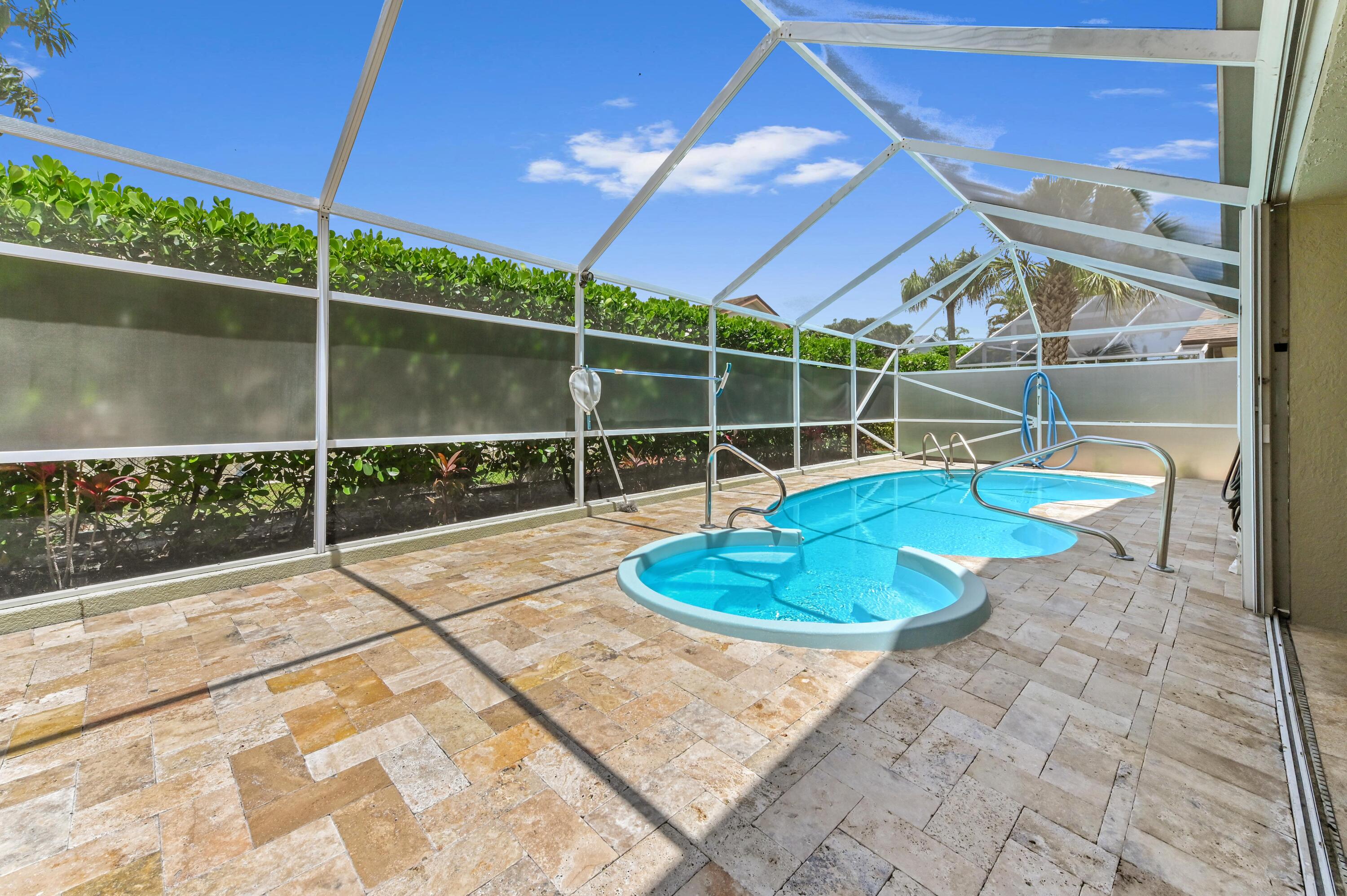 1163 Peninsula Way Property Photo 2
