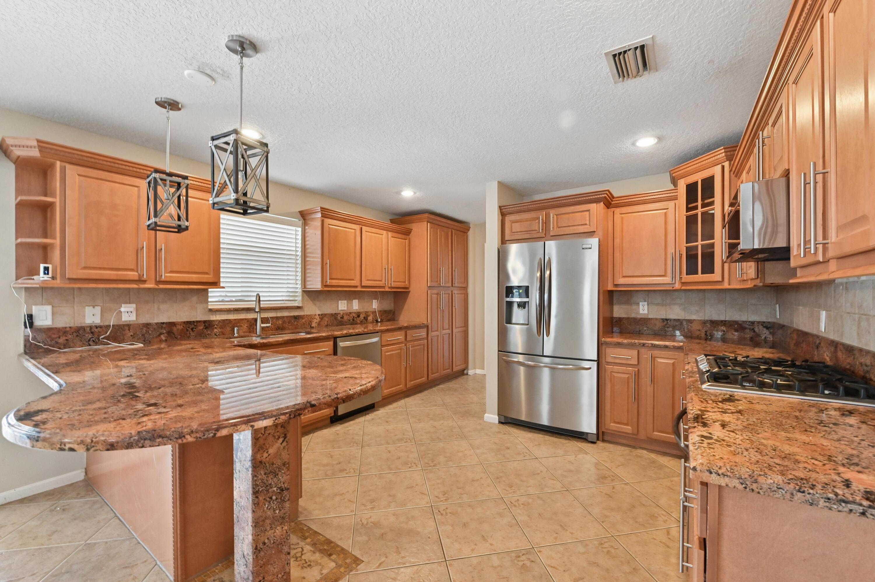 1163 Peninsula Way Property Photo 10