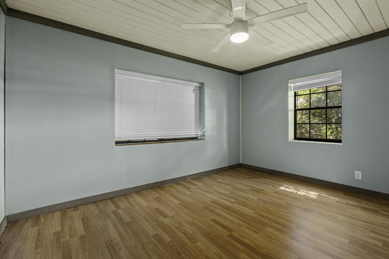 536 Se 16th Avenue Property Photo 16