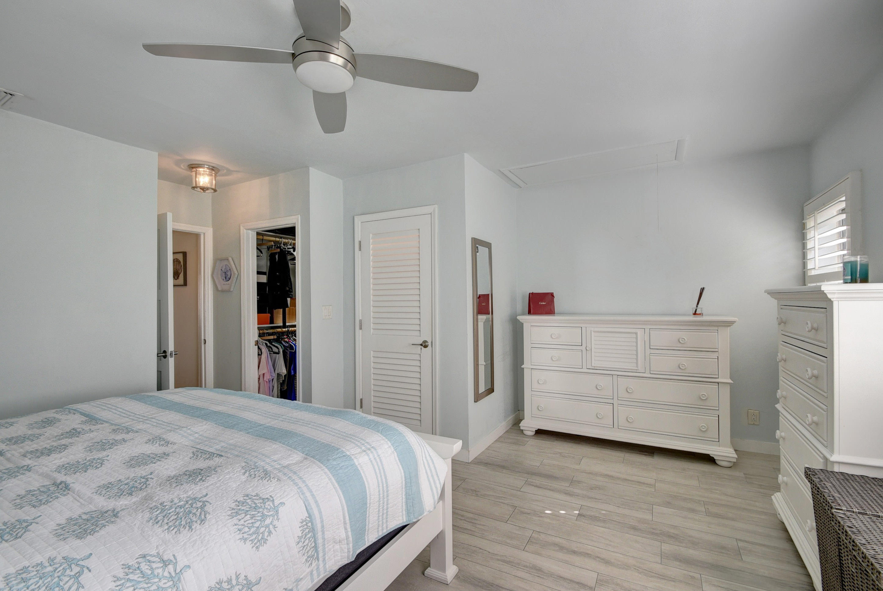 1020 Casuarina Road Property Photo 8