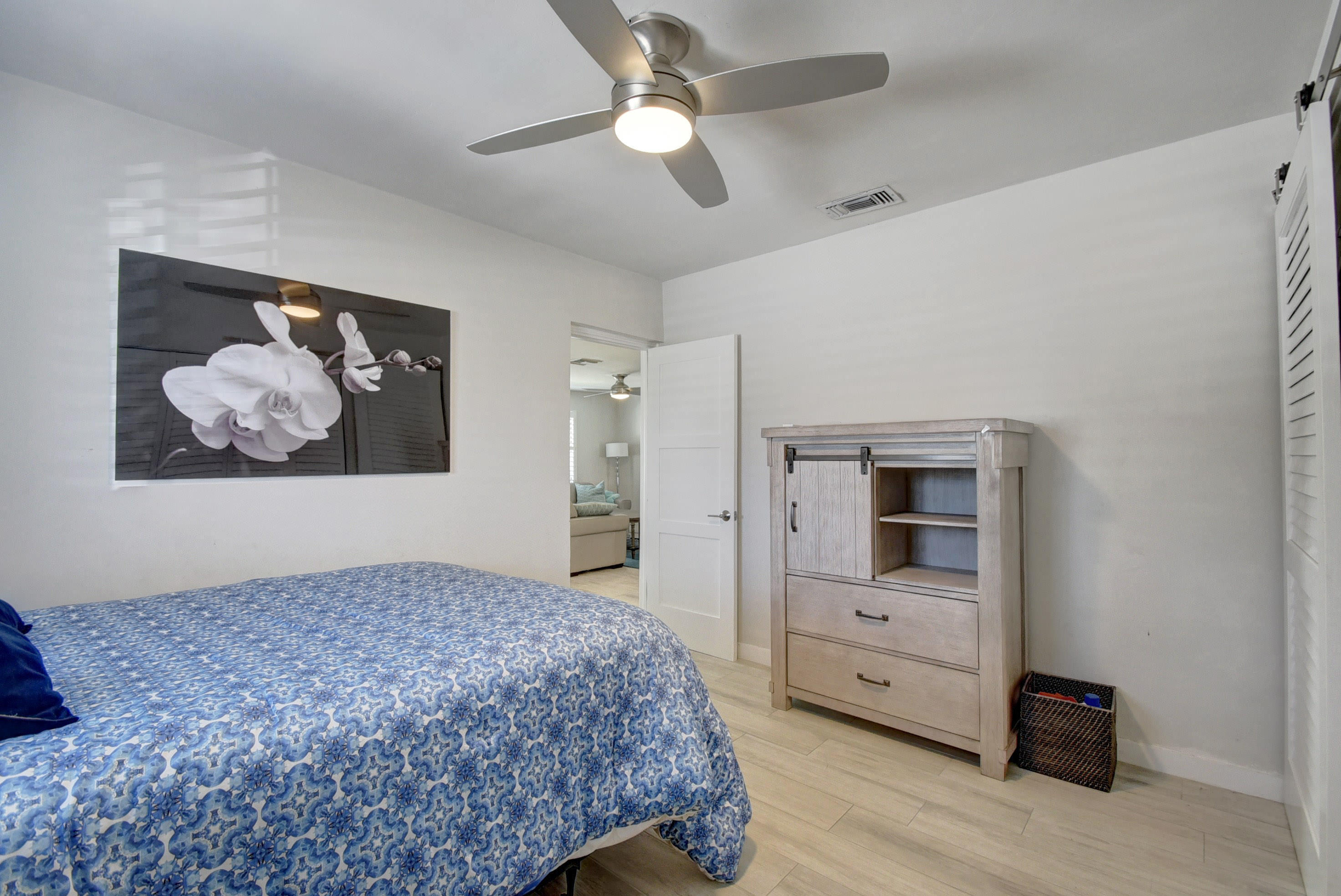 1020 Casuarina Road Property Photo 10