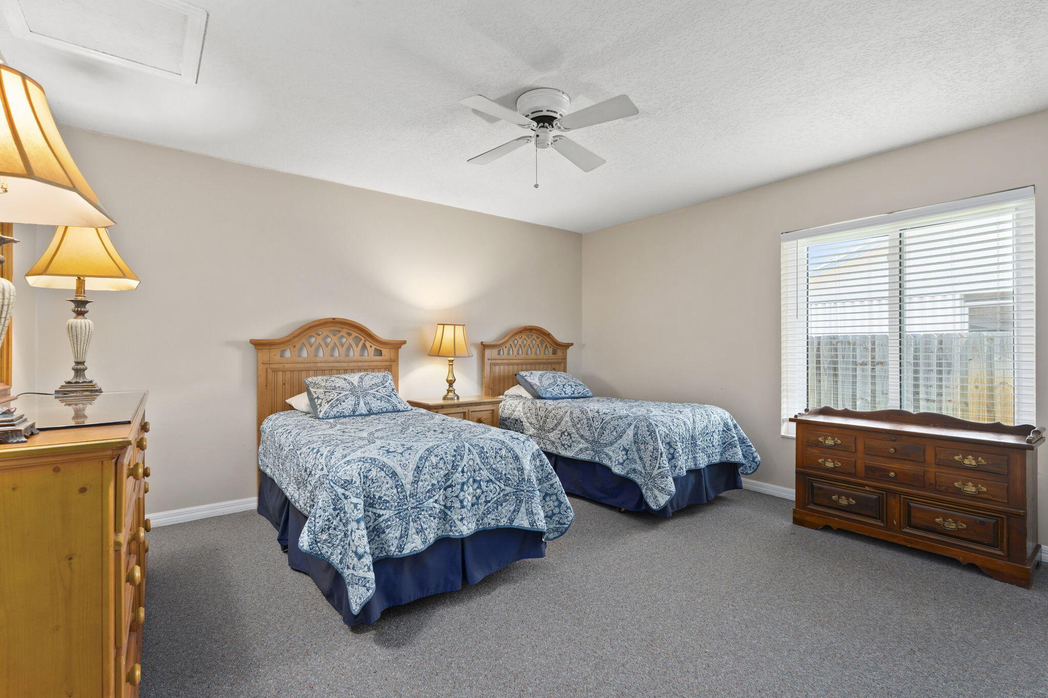229 Ne Sagamore Terrace Property Photo 30