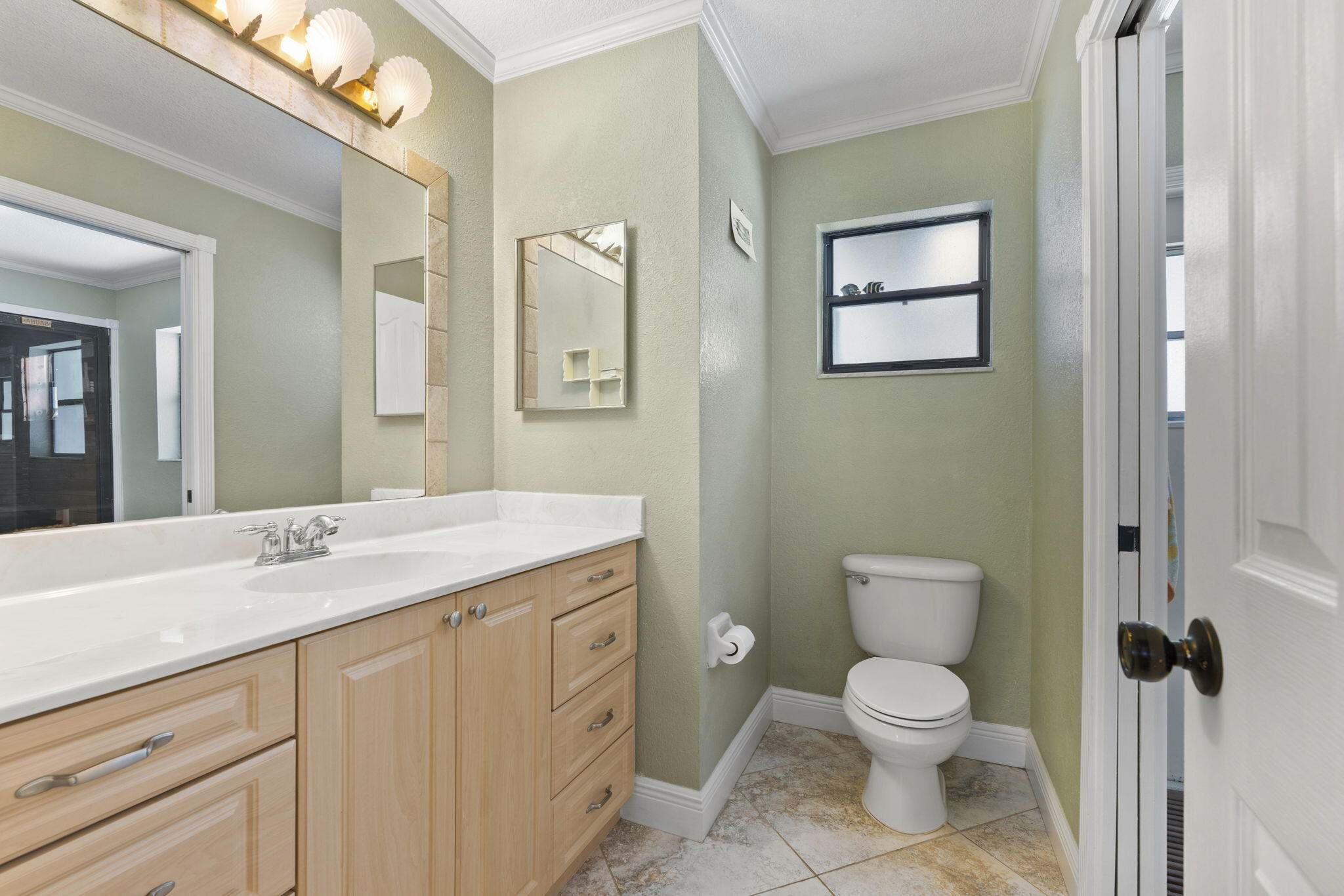 229 Ne Sagamore Terrace Property Photo 31