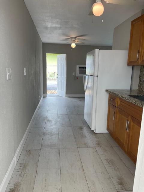725 21st Street 2 Property Photo 14