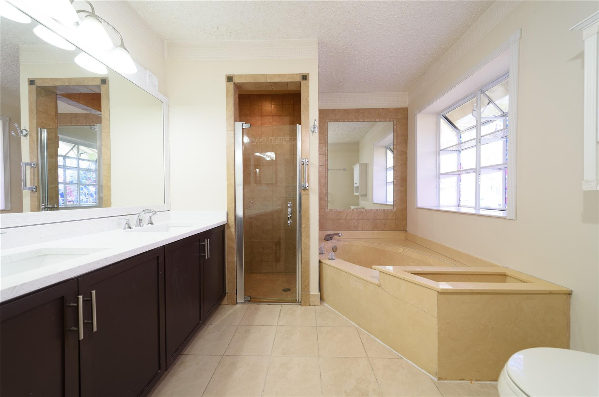 6680 Canary Palm Circle Property Photo 21
