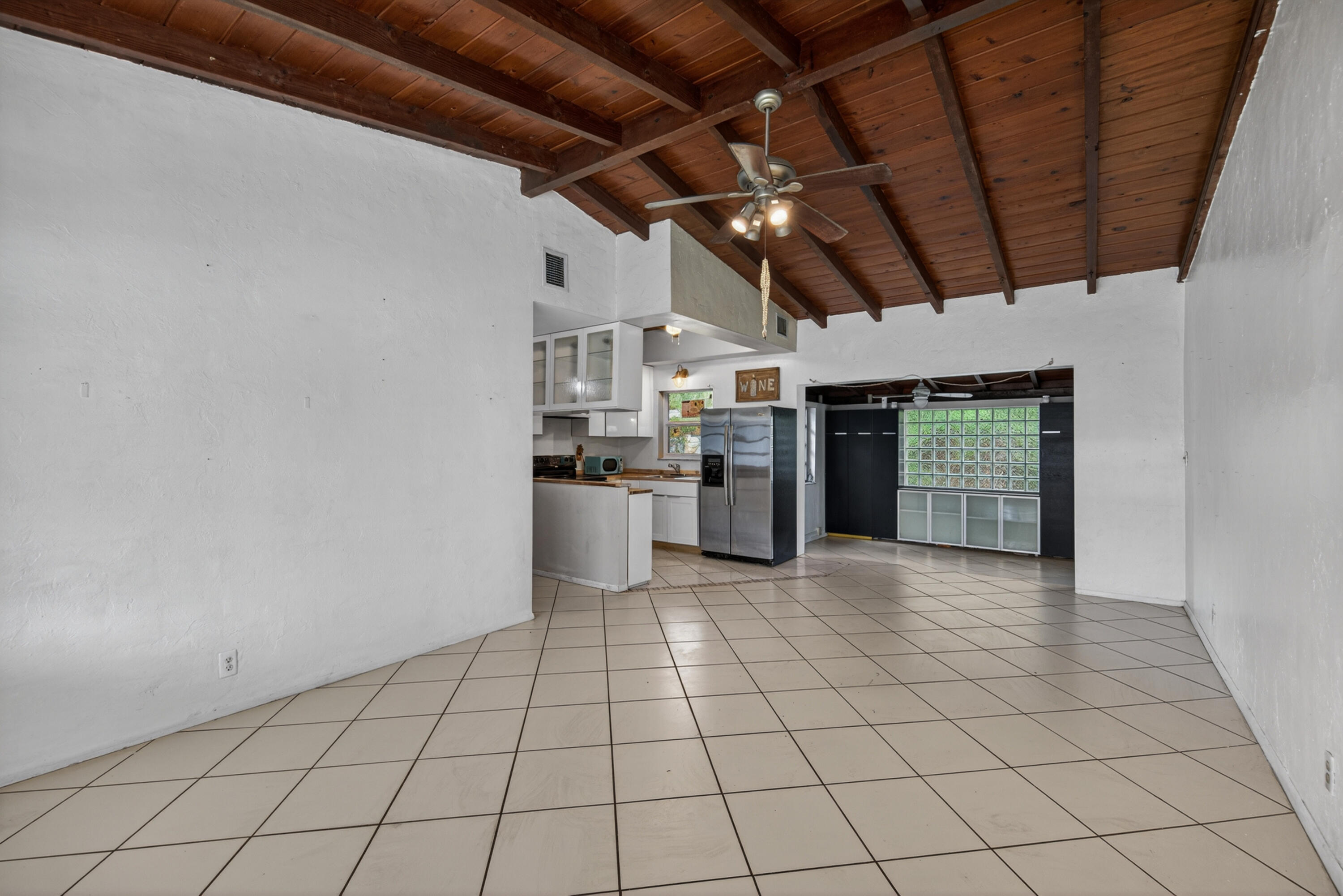 1425 Sw 19th Avenue Property Photo 18
