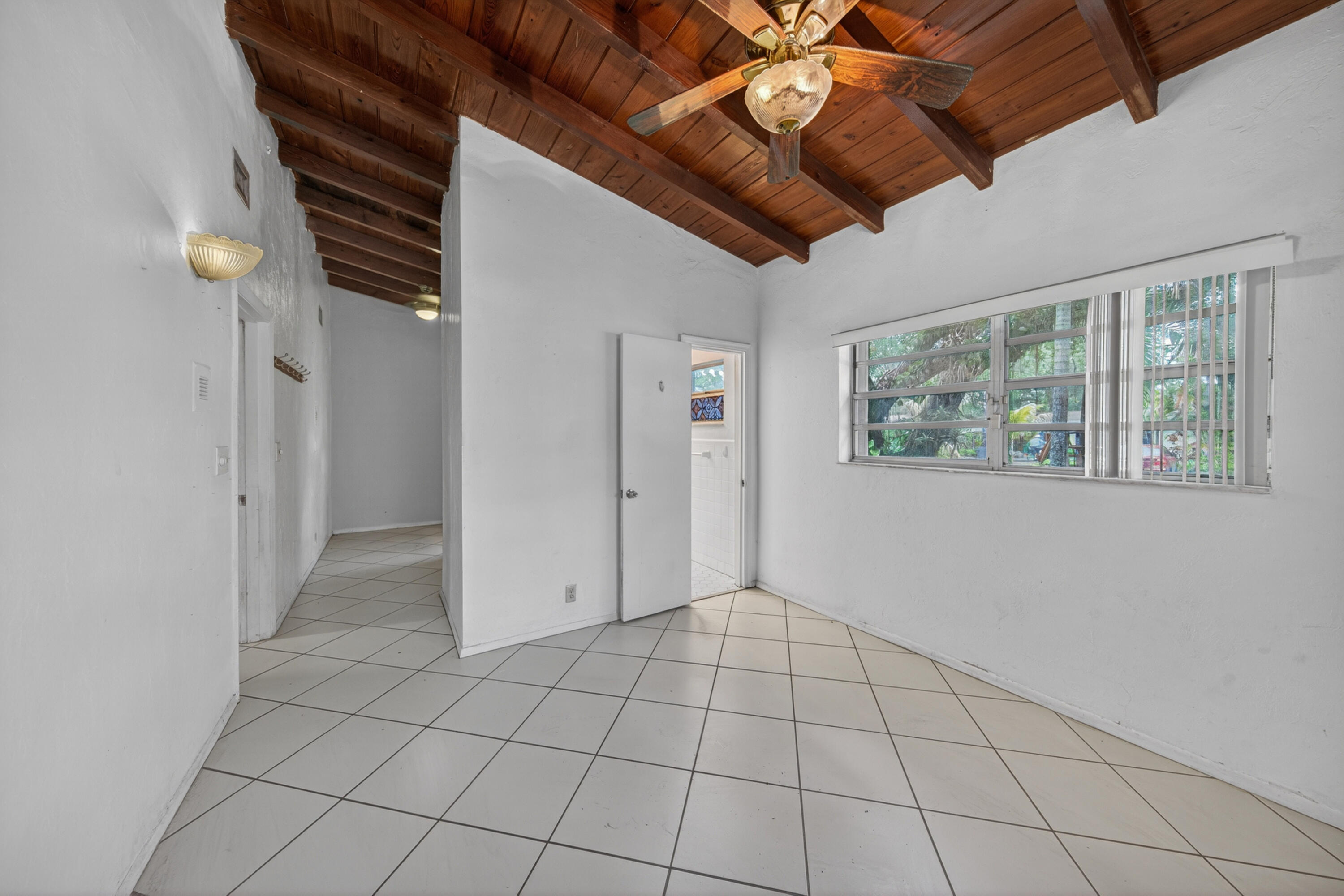 1425 Sw 19th Avenue Property Photo 25