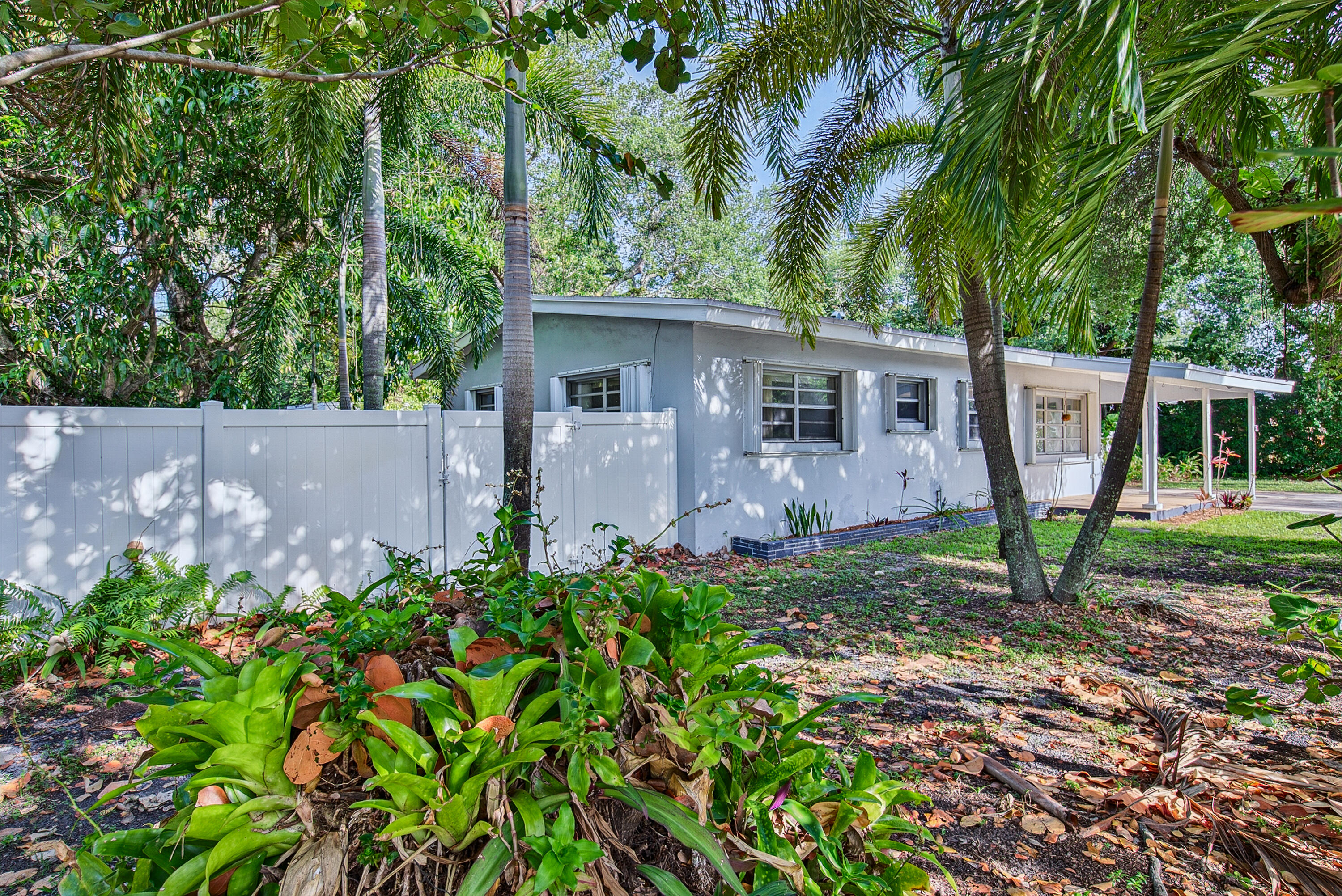 1425 Sw 19th Avenue Property Photo 36