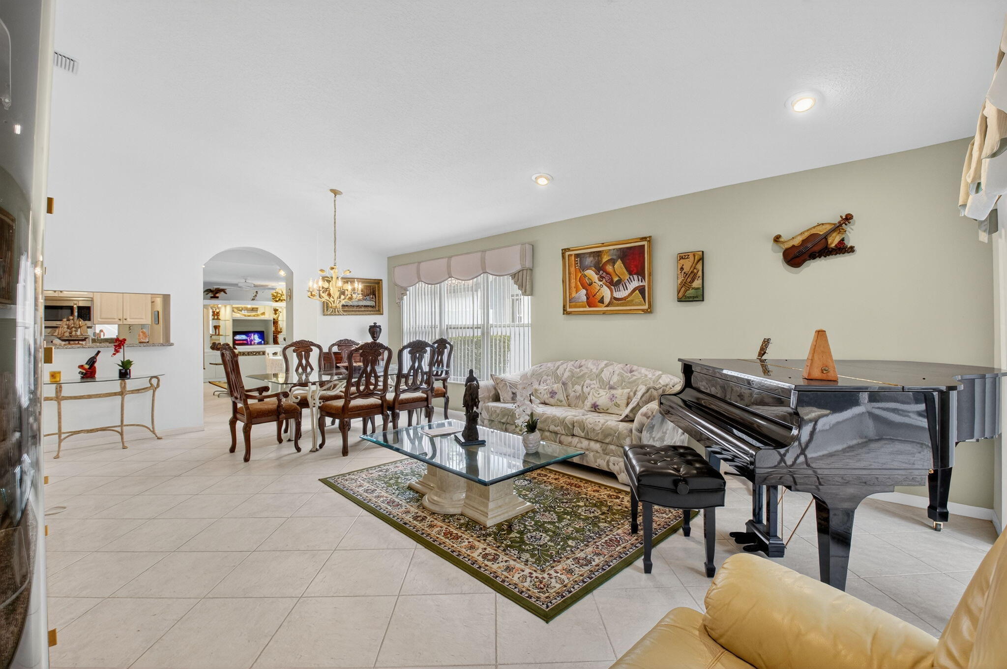 7470 Chorale Road Property Photo 6