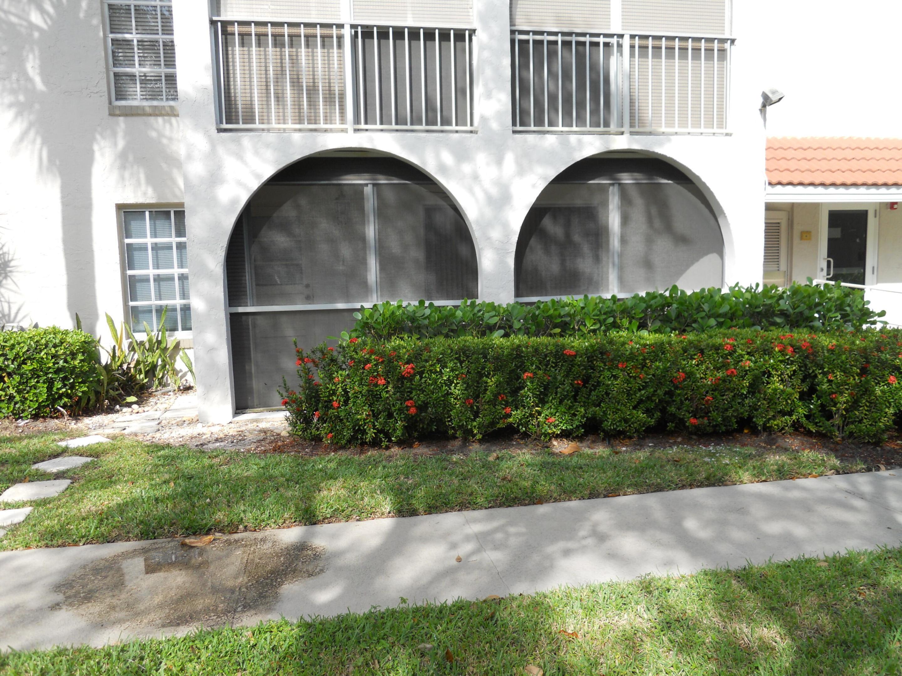 250 NE 20th Street 123s