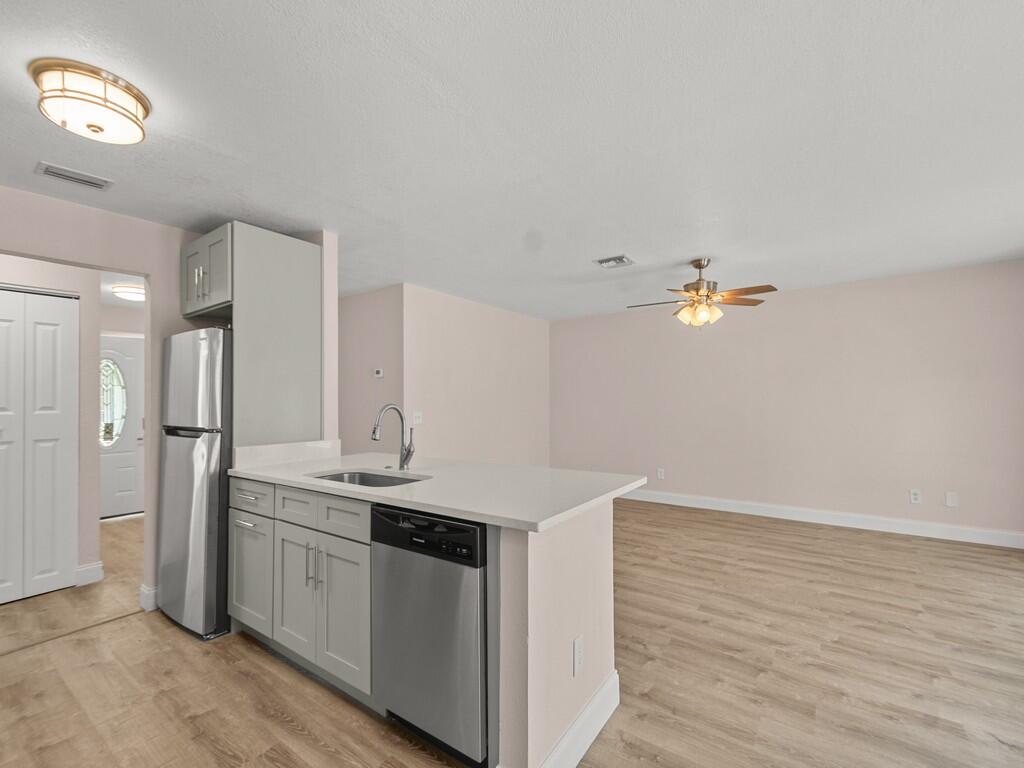 4065 46th Lane Property Photo 13