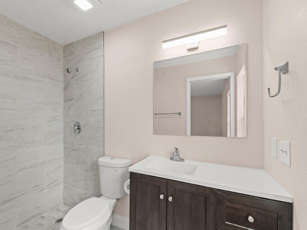 4065 46th Lane Property Photo 27