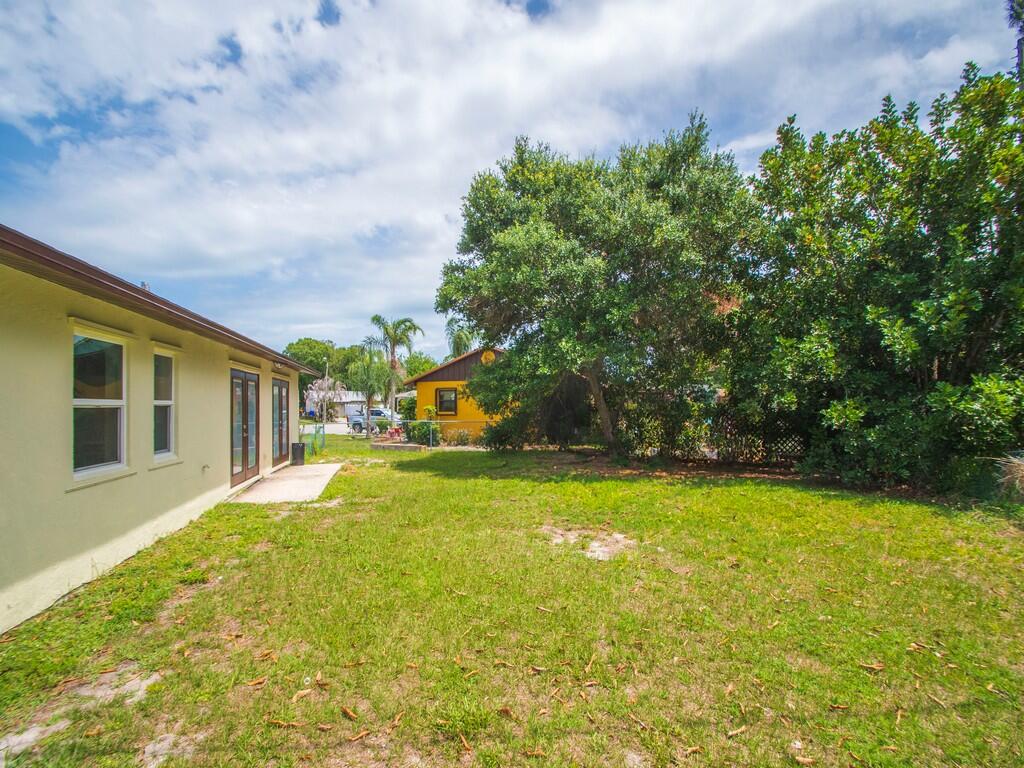 4065 46th Lane Property Photo 32