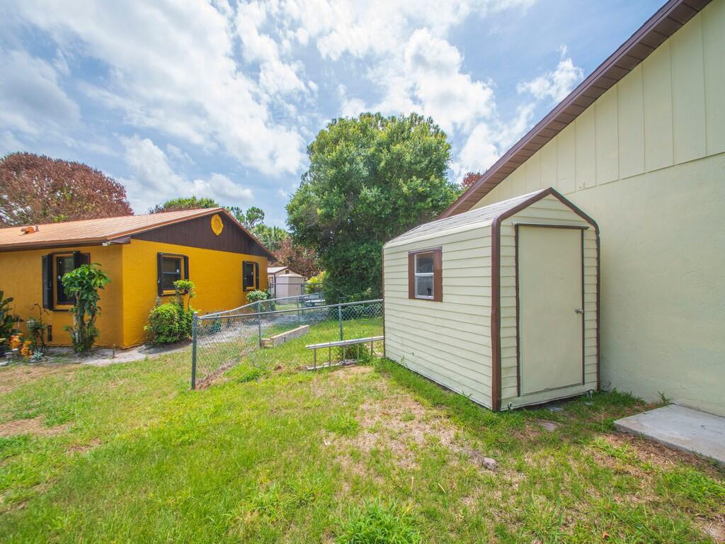 4065 46th Lane Property Photo 33