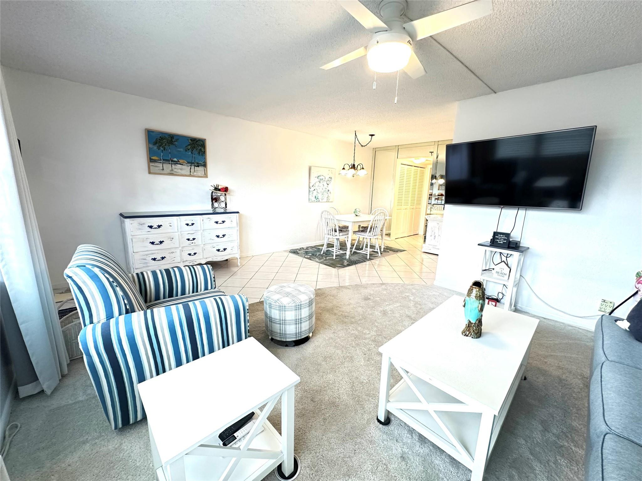 131 Oakridge J Property Photo 3