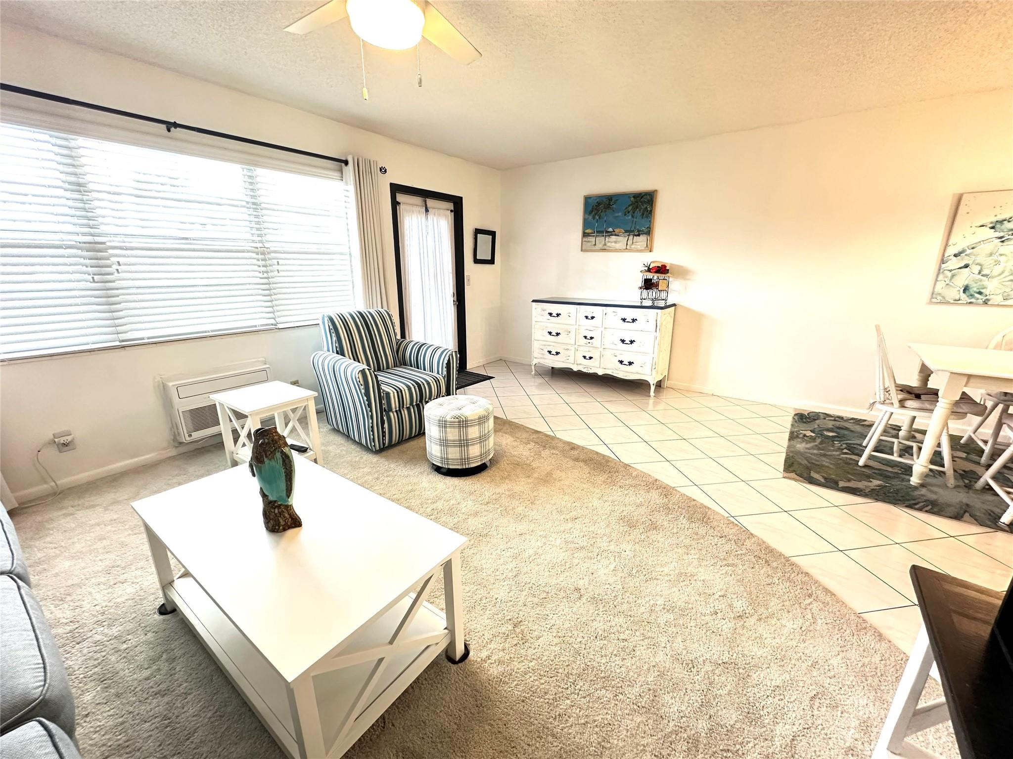 131 Oakridge J Property Photo 4