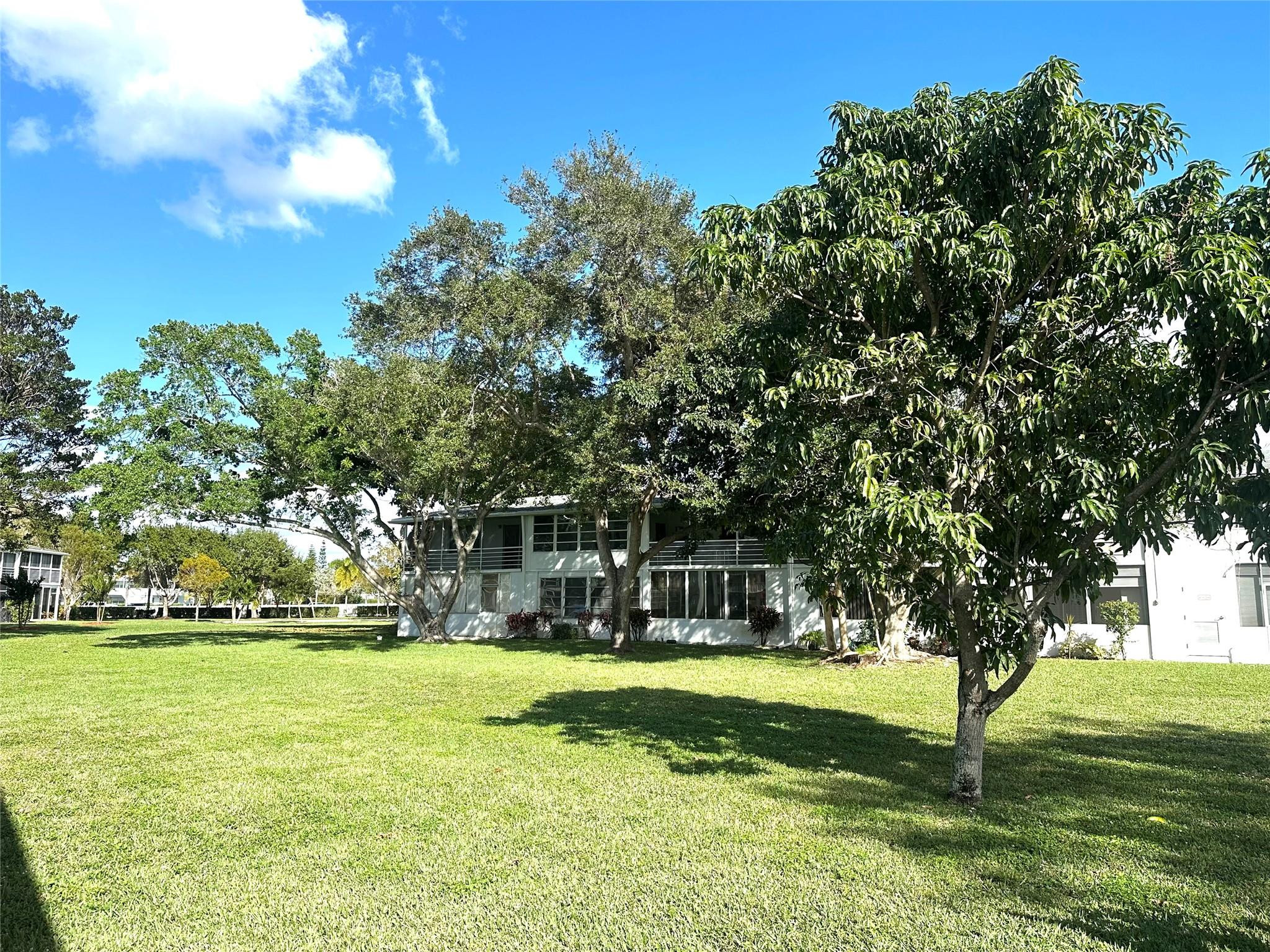 131 Oakridge J Property Photo 23