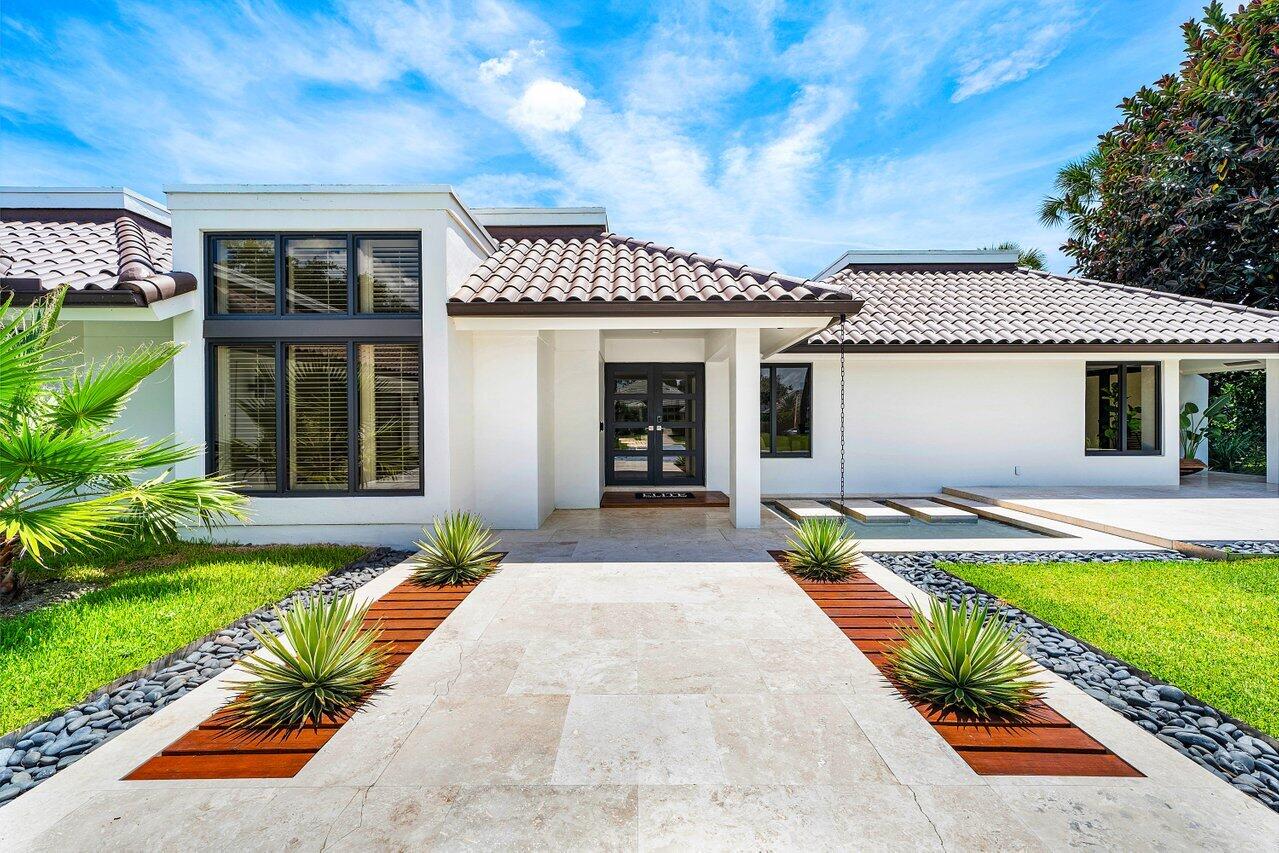1648 Breakers West Boulevard Property Photo 8