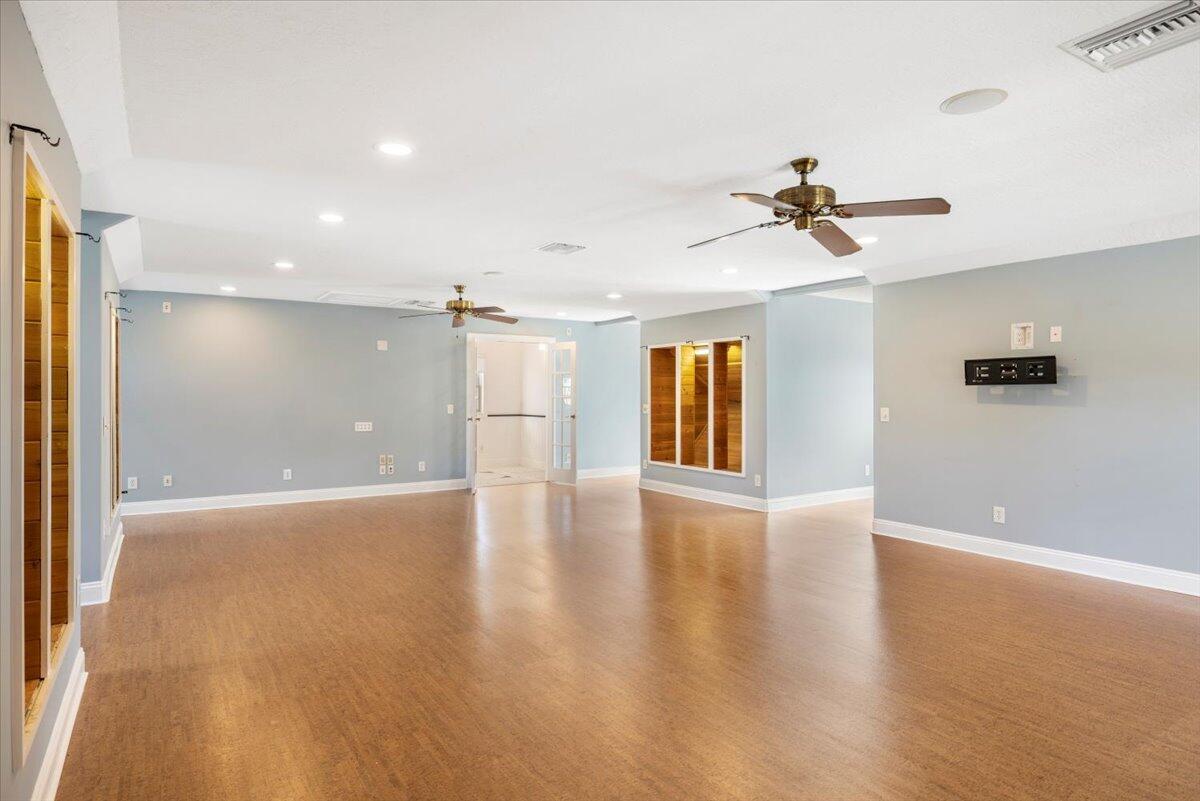 531 Sunset Boulevard Property Photo 14