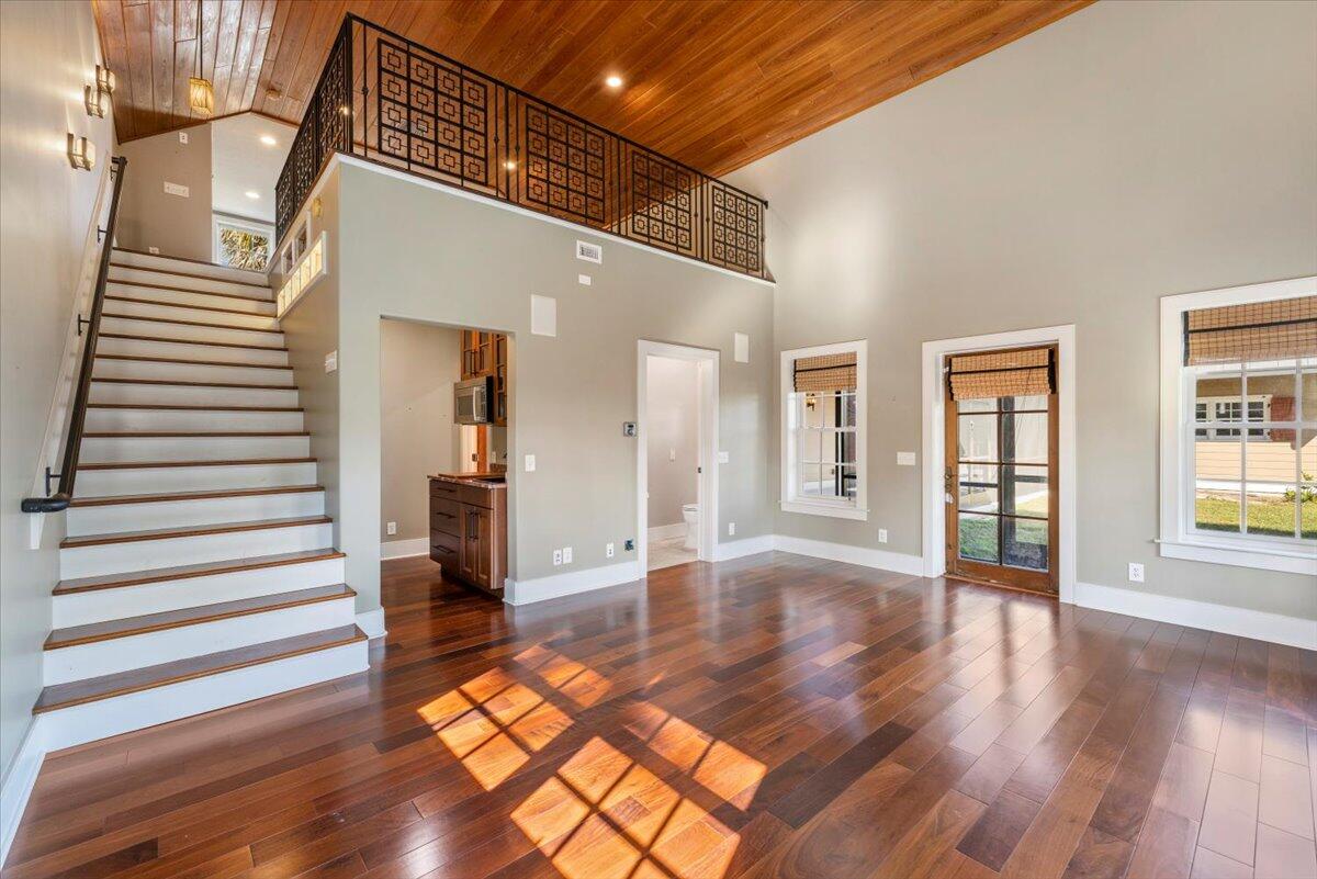 531 Sunset Boulevard Property Photo 25