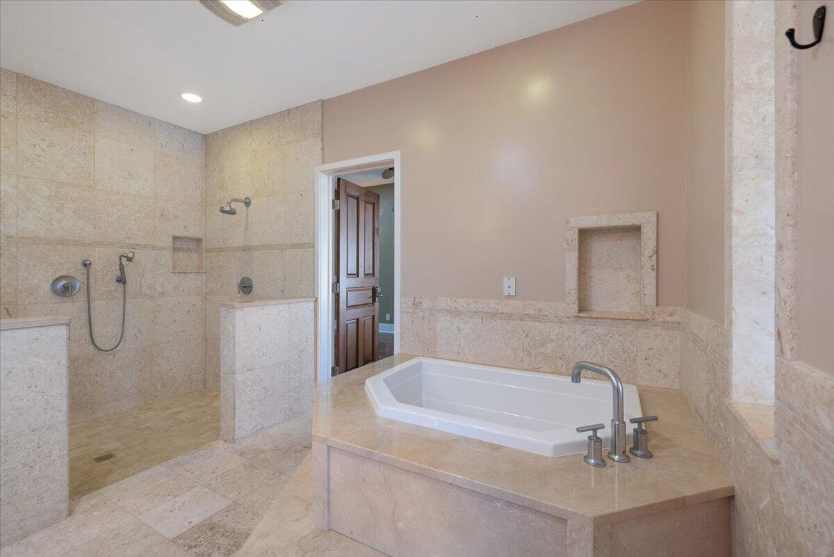 531 Sunset Boulevard Property Photo 29