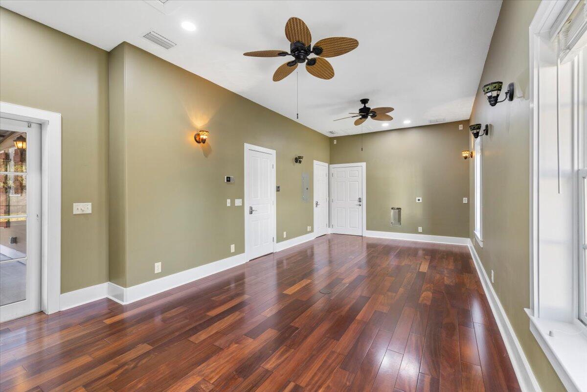 531 Sunset Boulevard Property Photo 31
