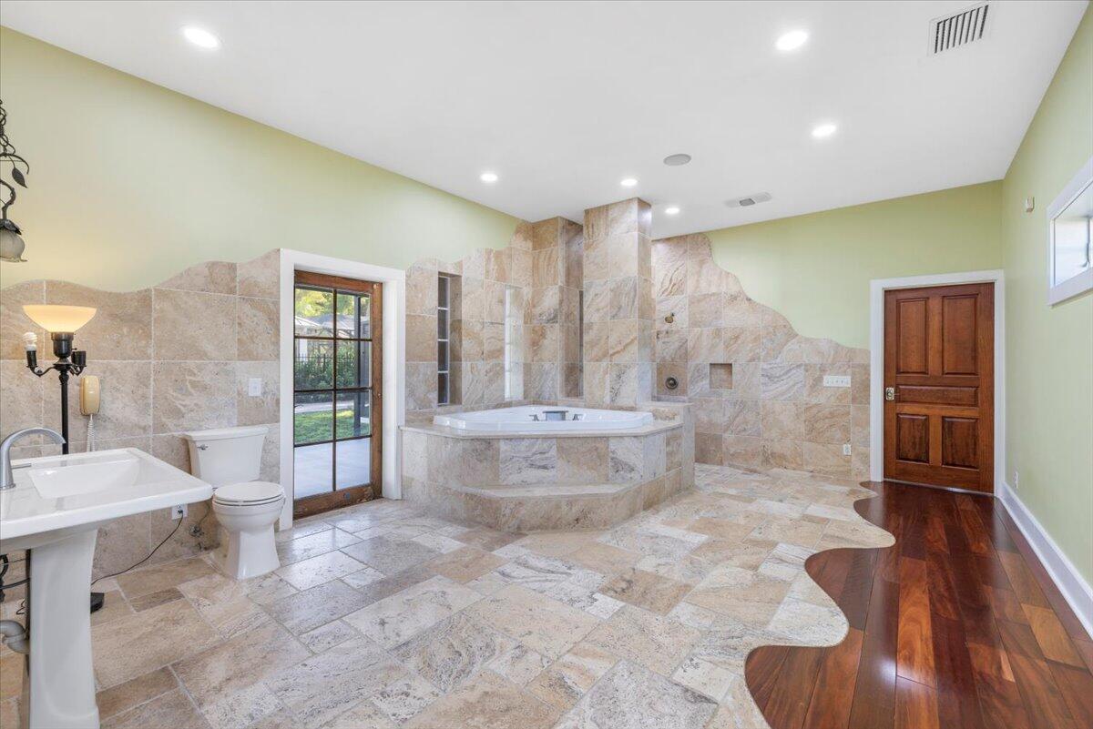 531 Sunset Boulevard Property Photo 33