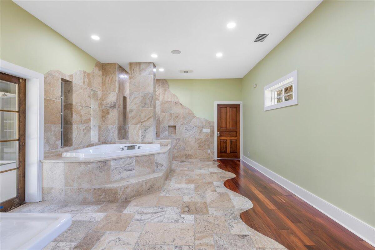 531 Sunset Boulevard Property Photo 35
