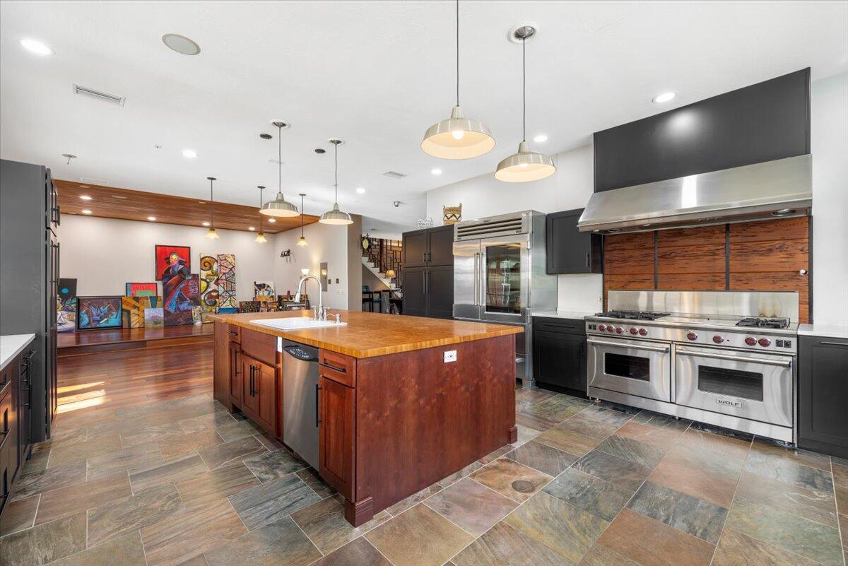 531 Sunset Boulevard Property Photo 43