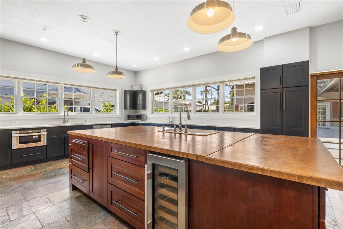 531 Sunset Boulevard Property Photo 49