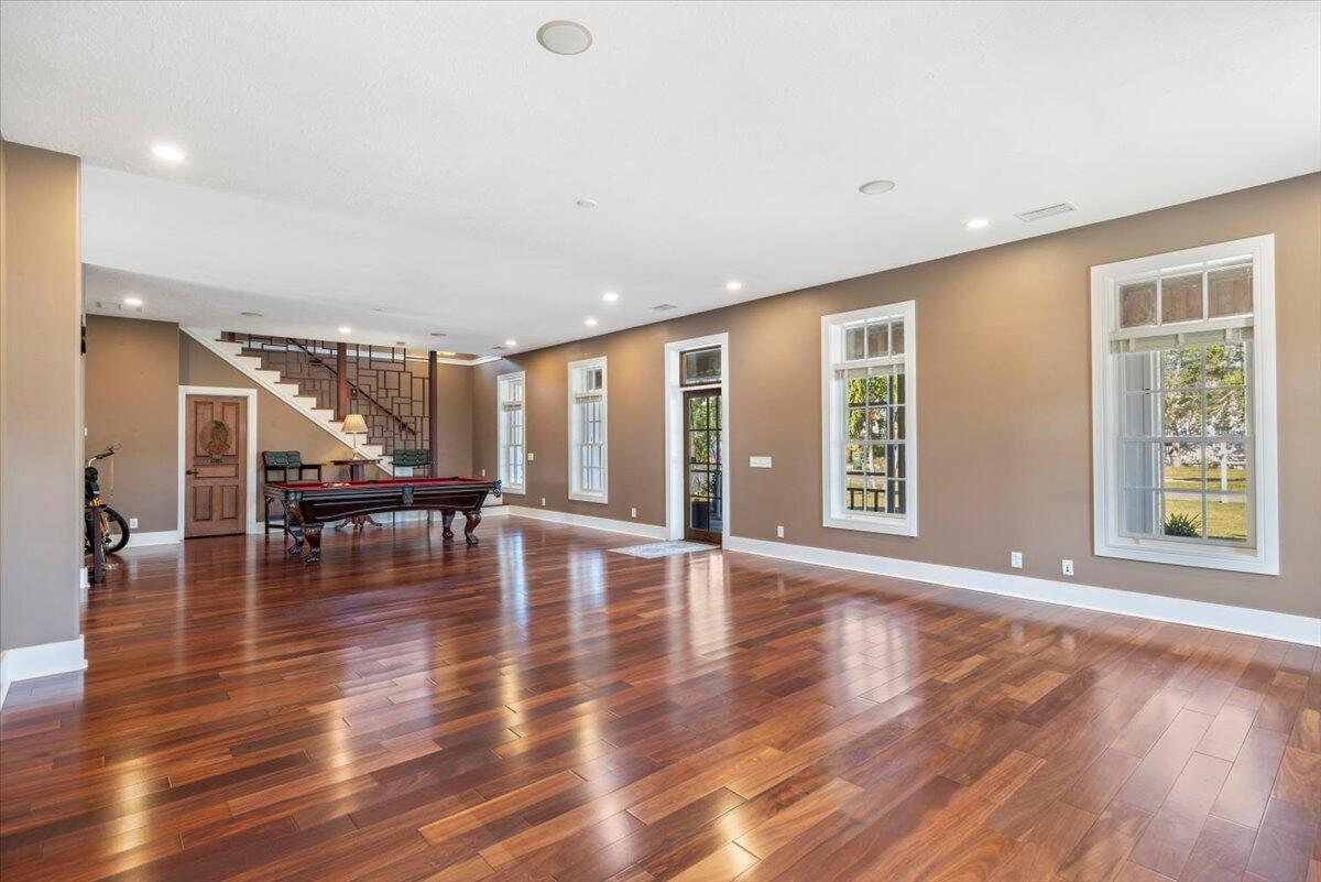 531 Sunset Boulevard Property Photo 51