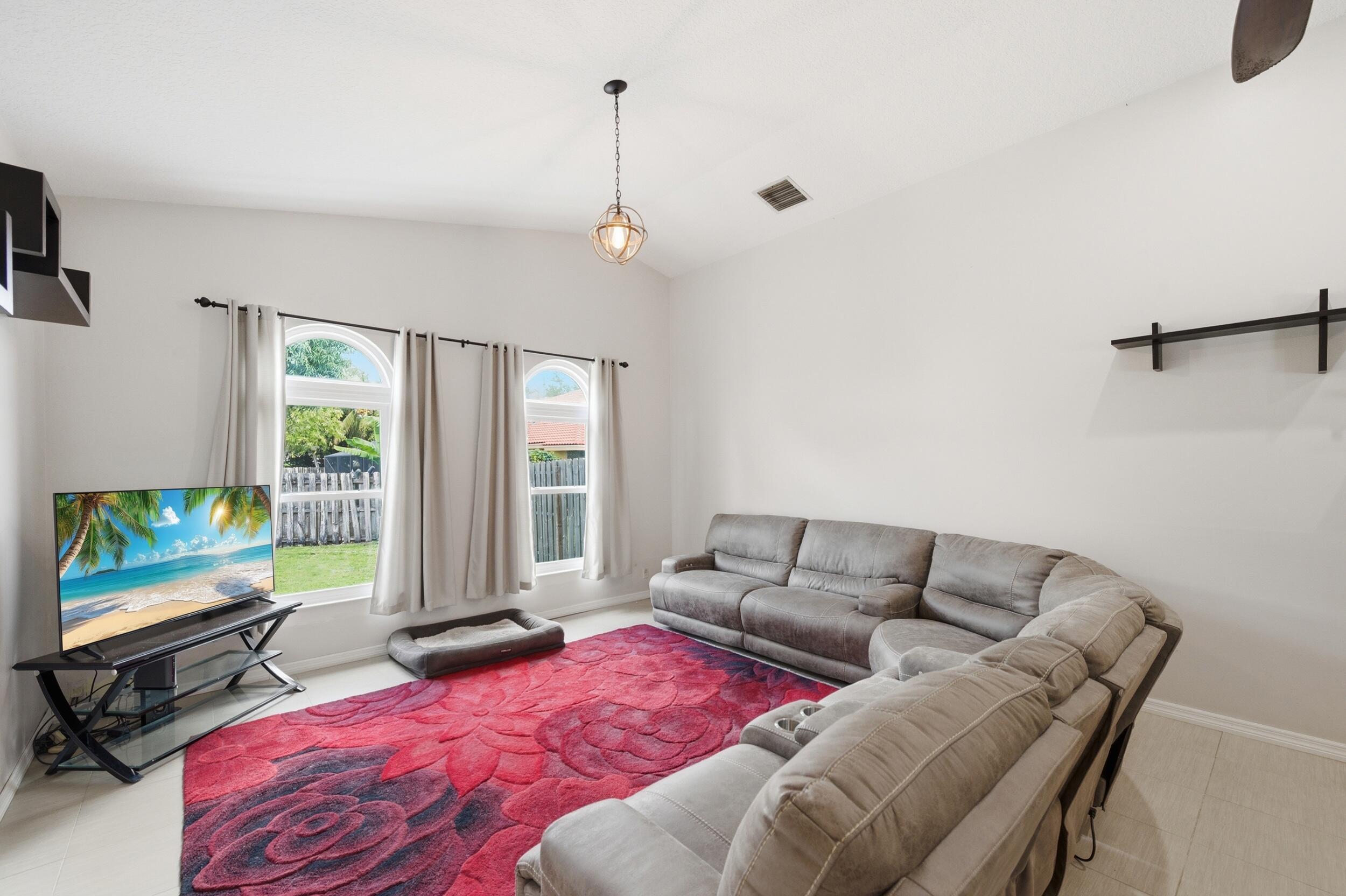 1405 Chappard Court Property Photo 7