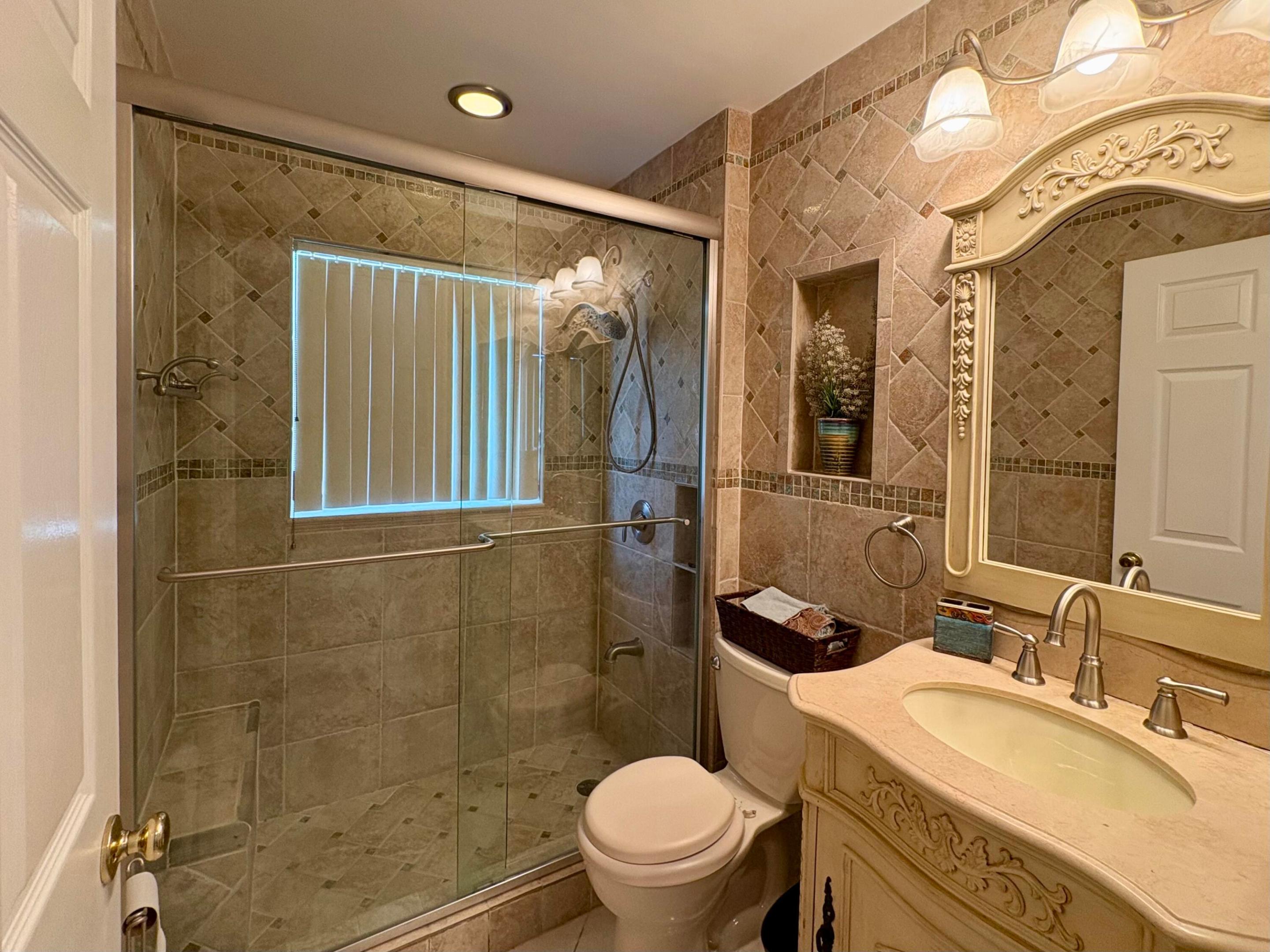 3771 Newport Avenue Property Photo 9