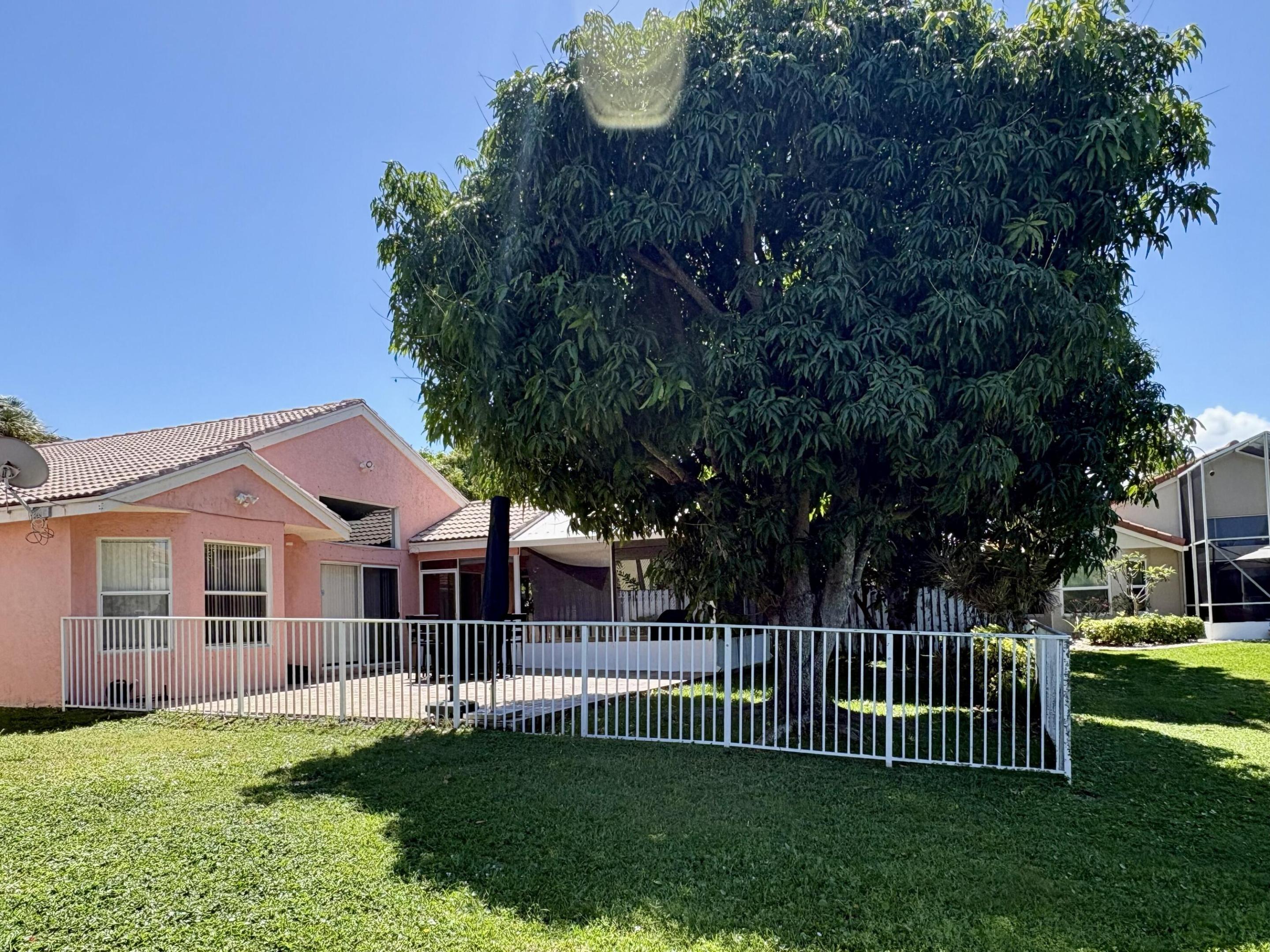 3771 Newport Avenue Property Photo 29