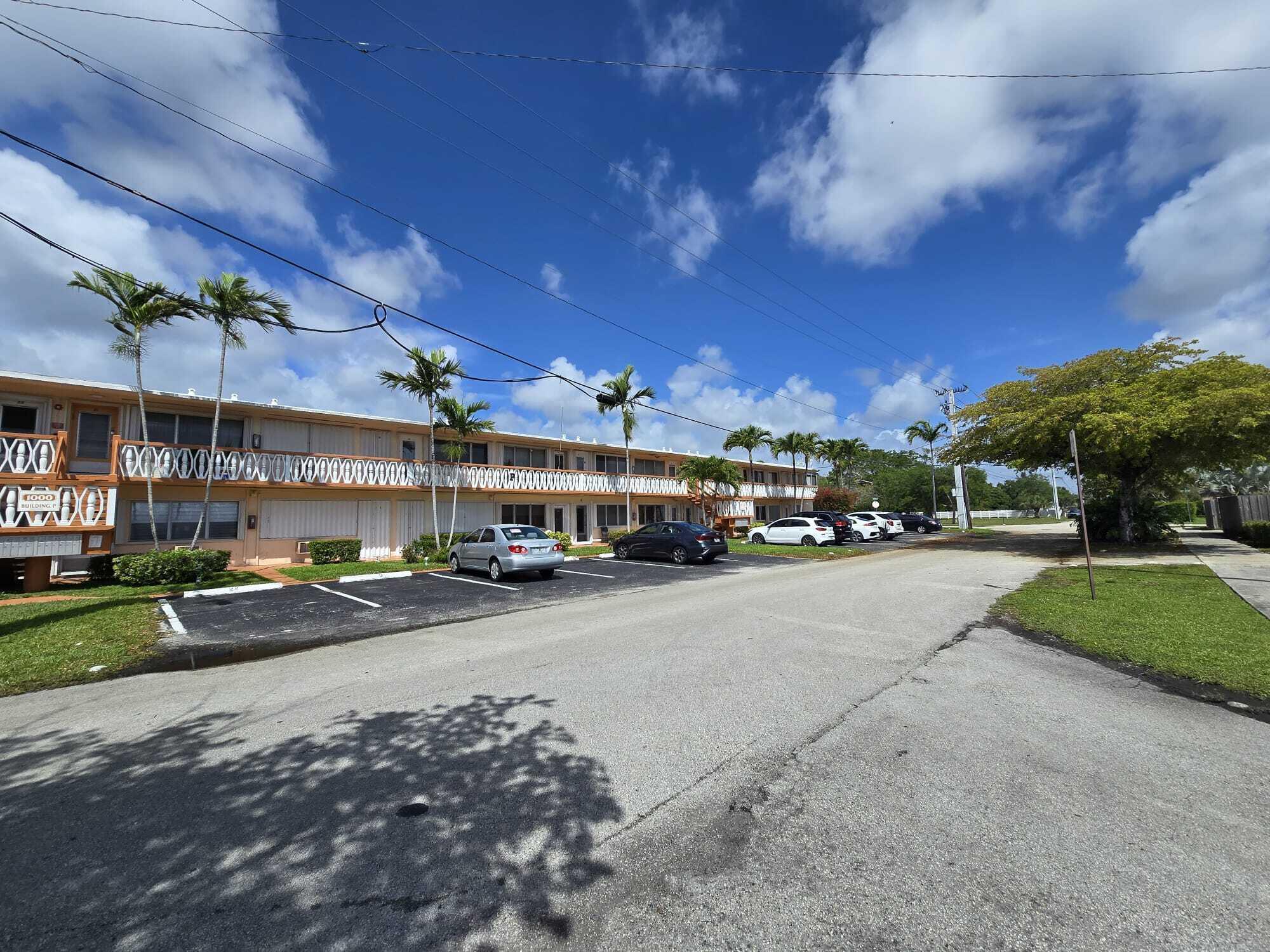 1000 Sw 10th Avenue Sw 19p Property Photo 1